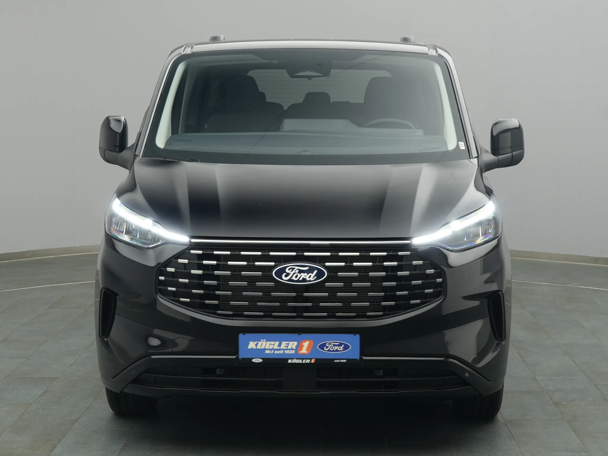 Ford Tourneo Custom – Bild 6
