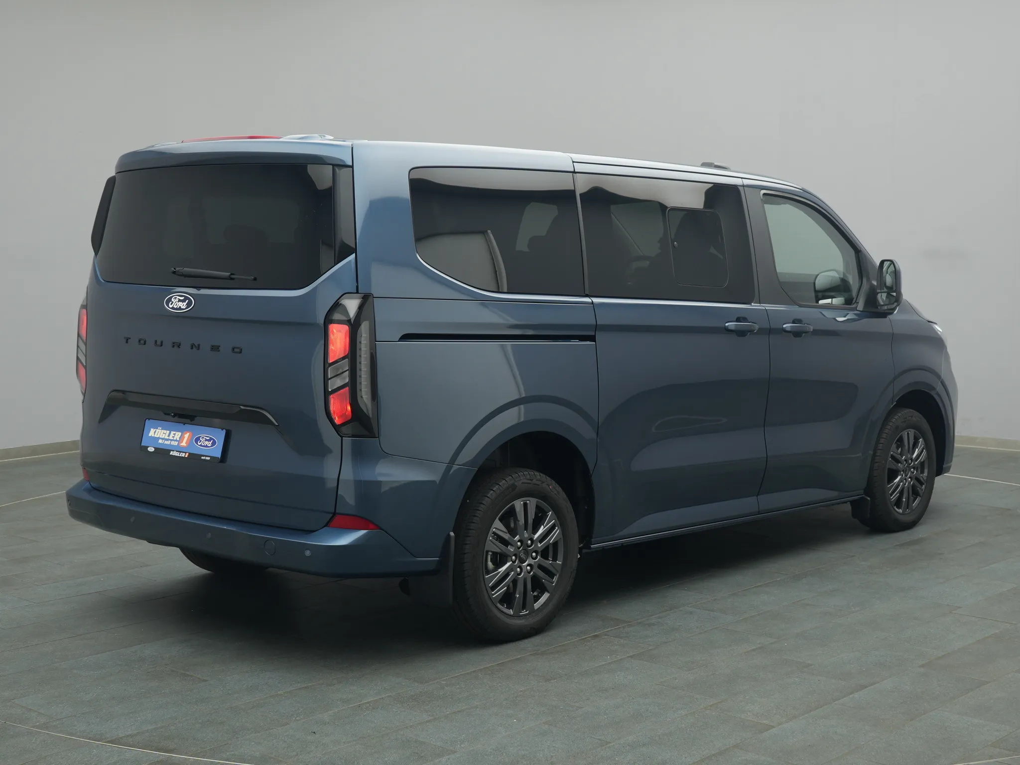 Ford Tourneo Custom – Bild 4
