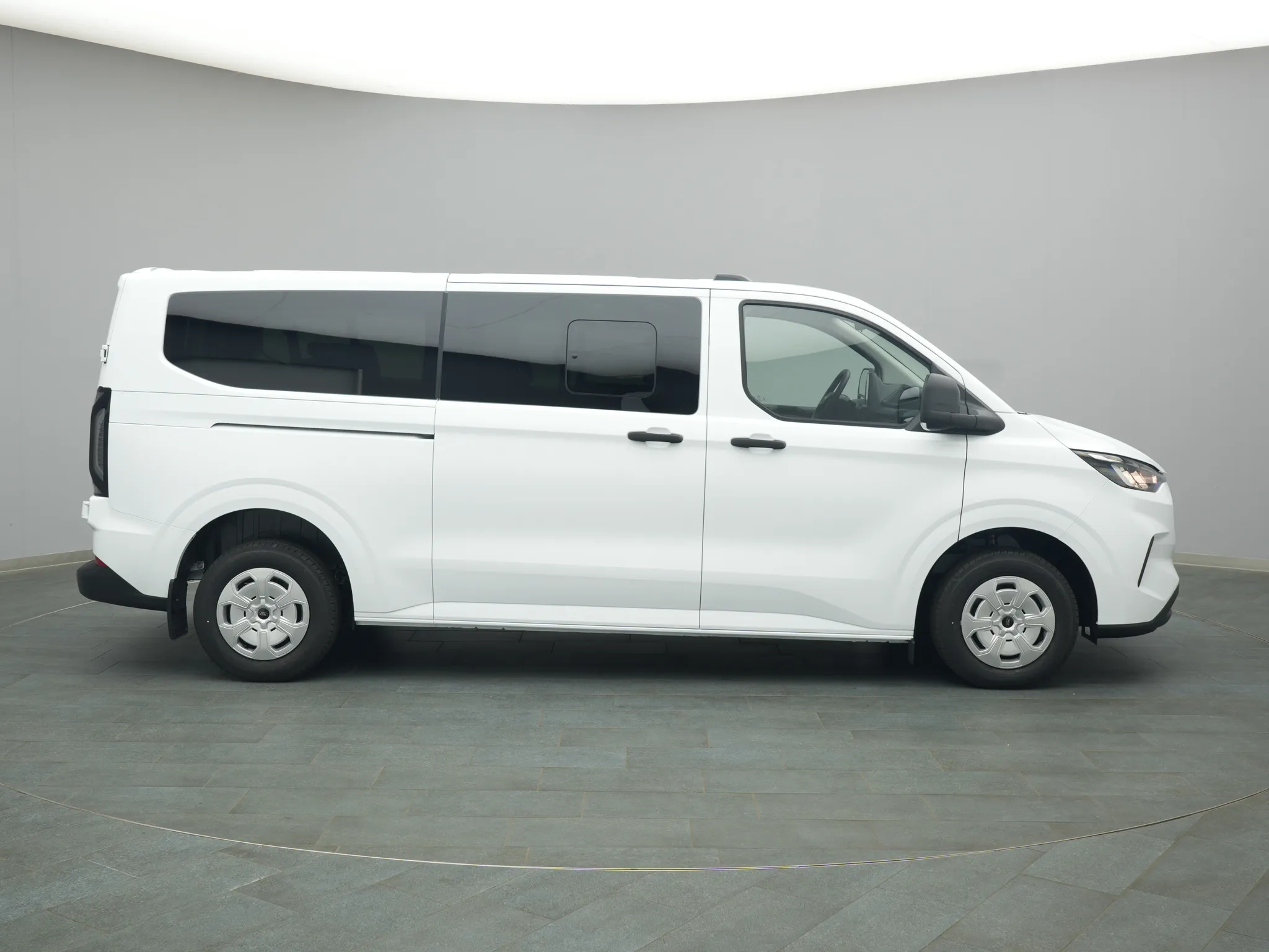 Ford Transit Custom Kombi – Bild 8