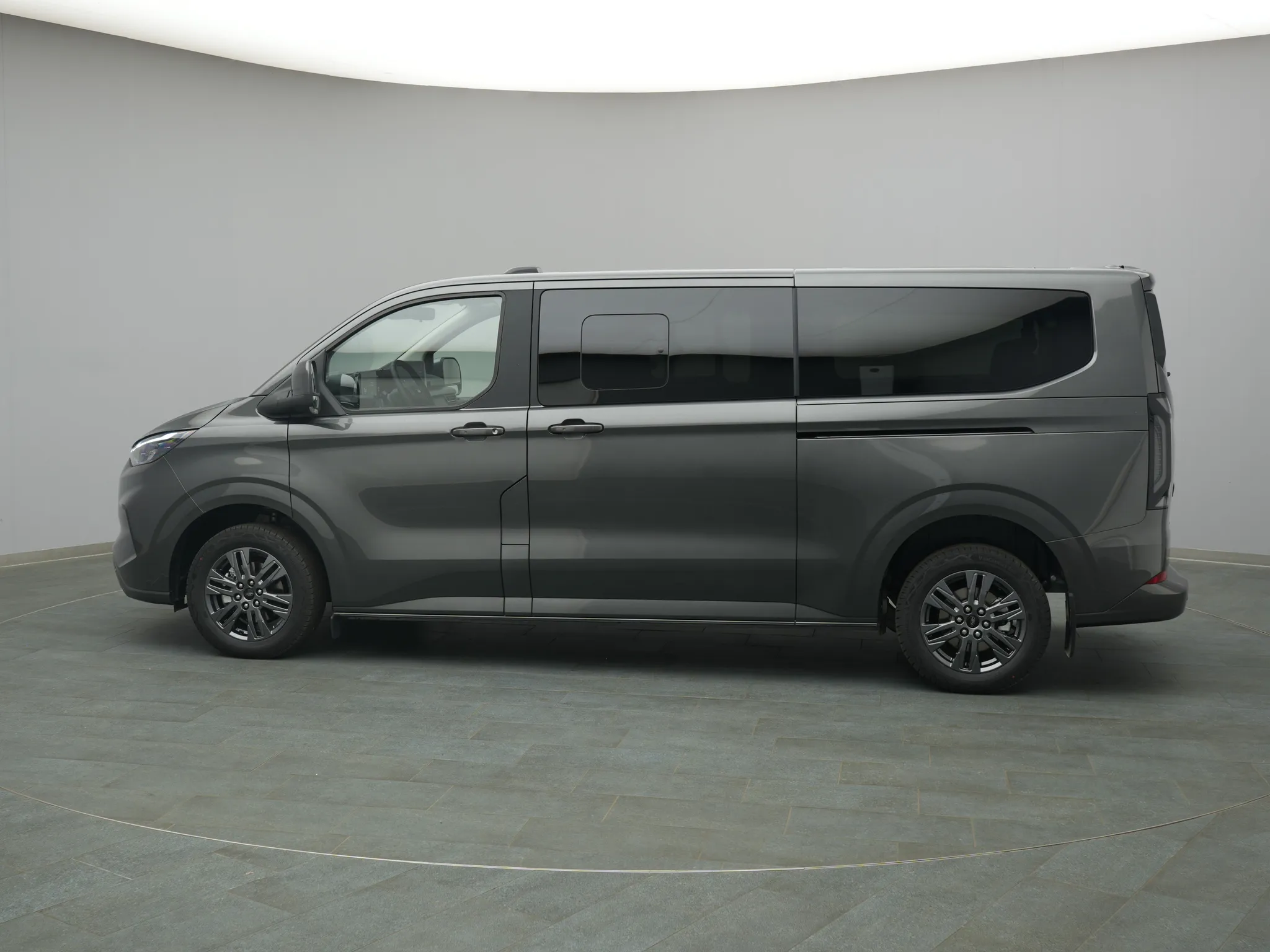 Ford Tourneo Custom – Bild 3