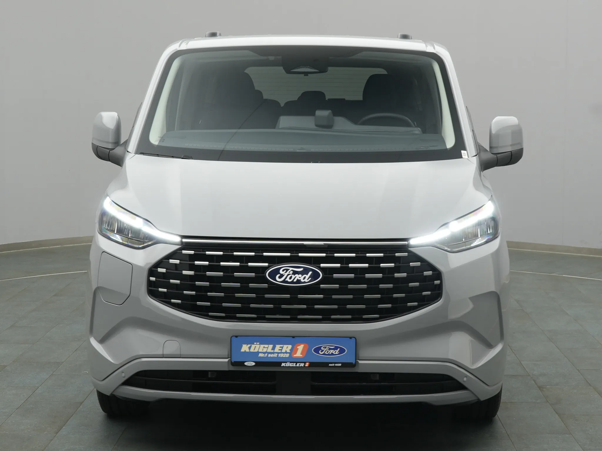 Ford Tourneo Custom – Bild 6