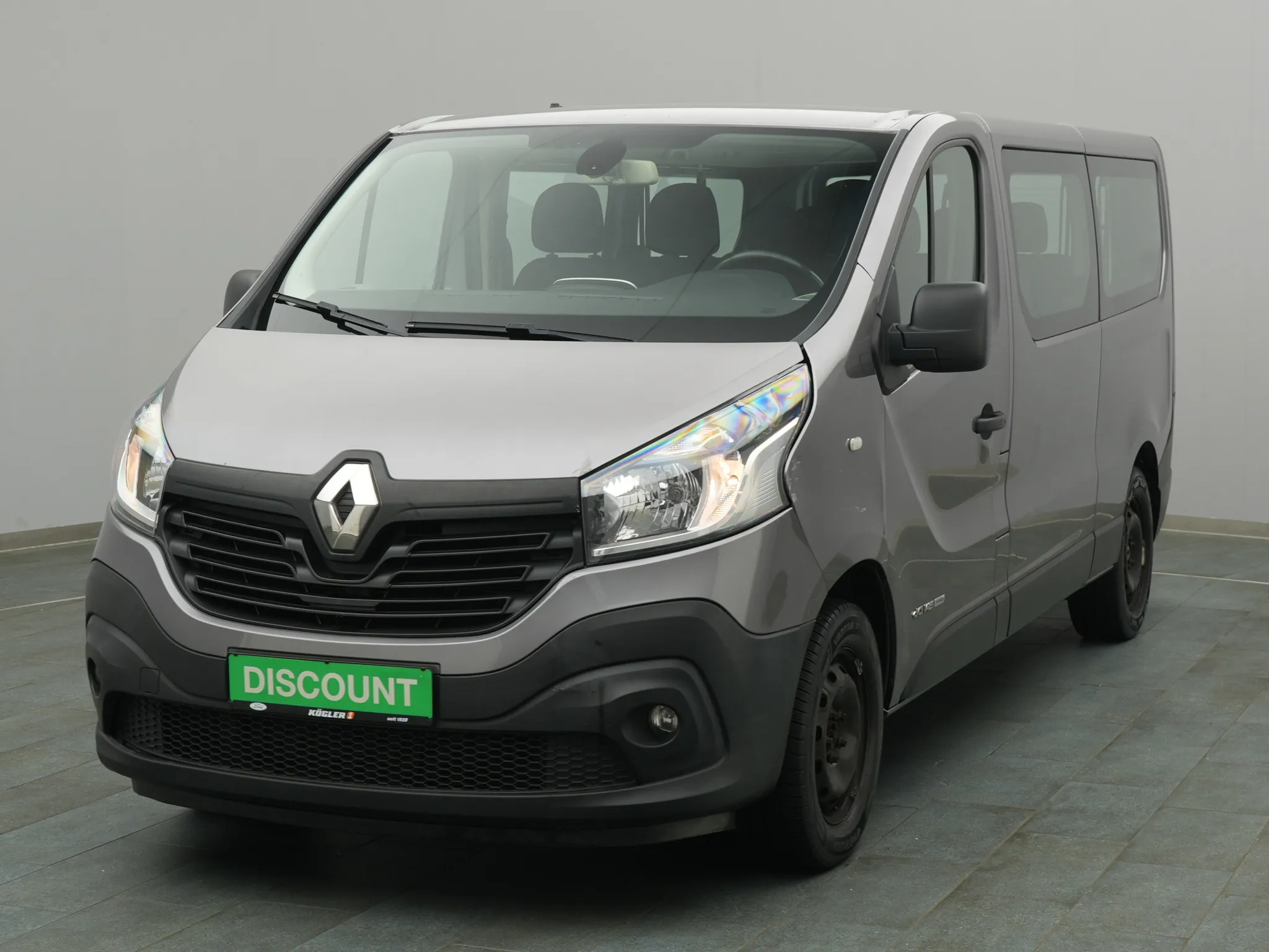 Renault Trafic Expression L2H1 145PS / Klang & Klima-P Bild