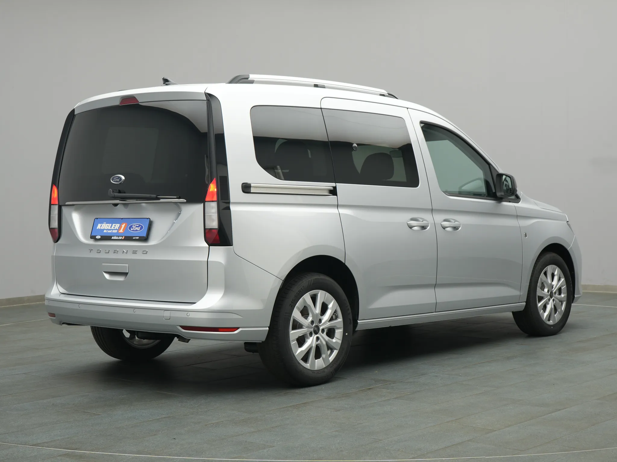 Ford Tourneo Connect Titanium – Bild 4
