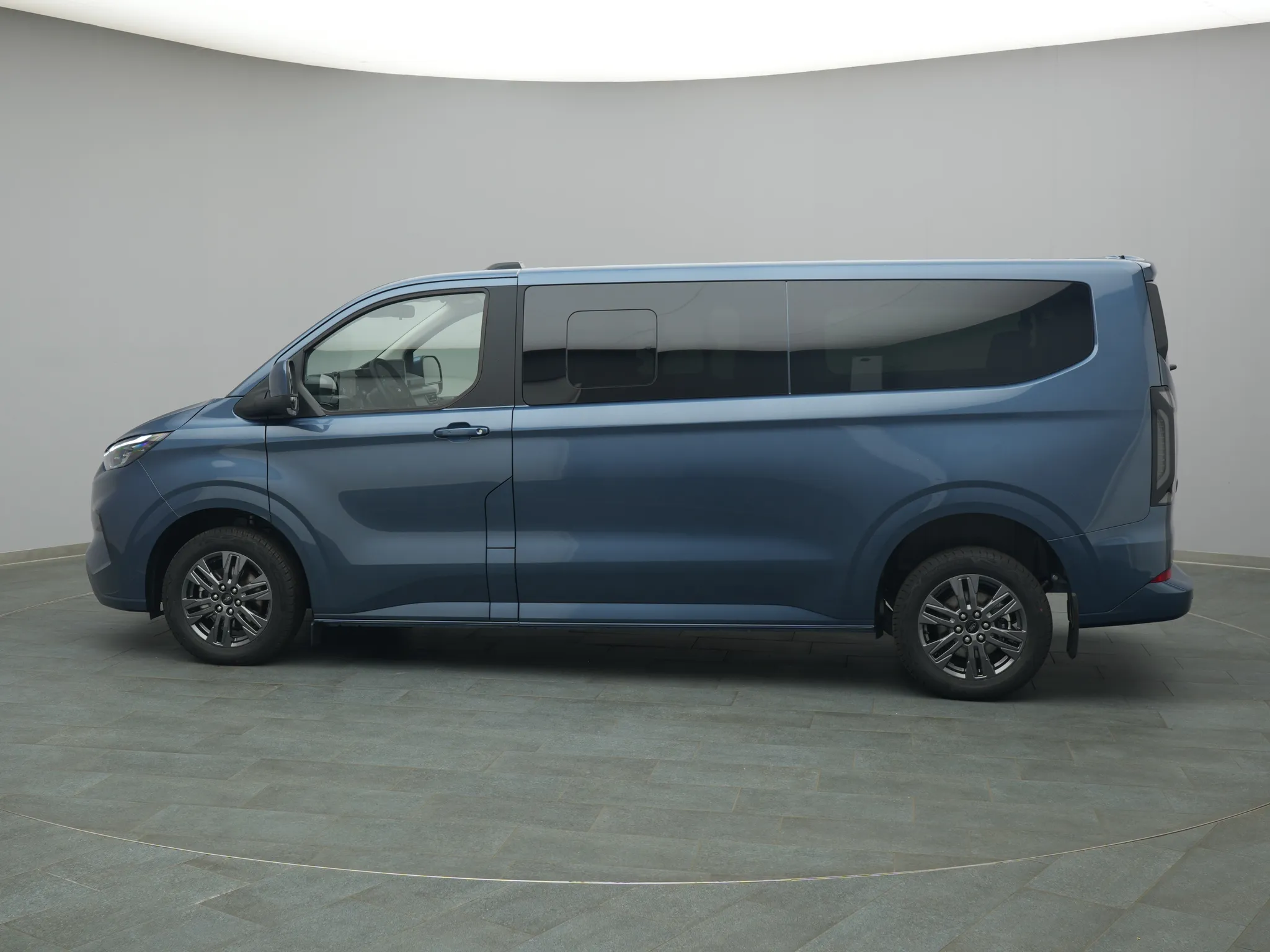 Ford Tourneo Custom – Bild 3