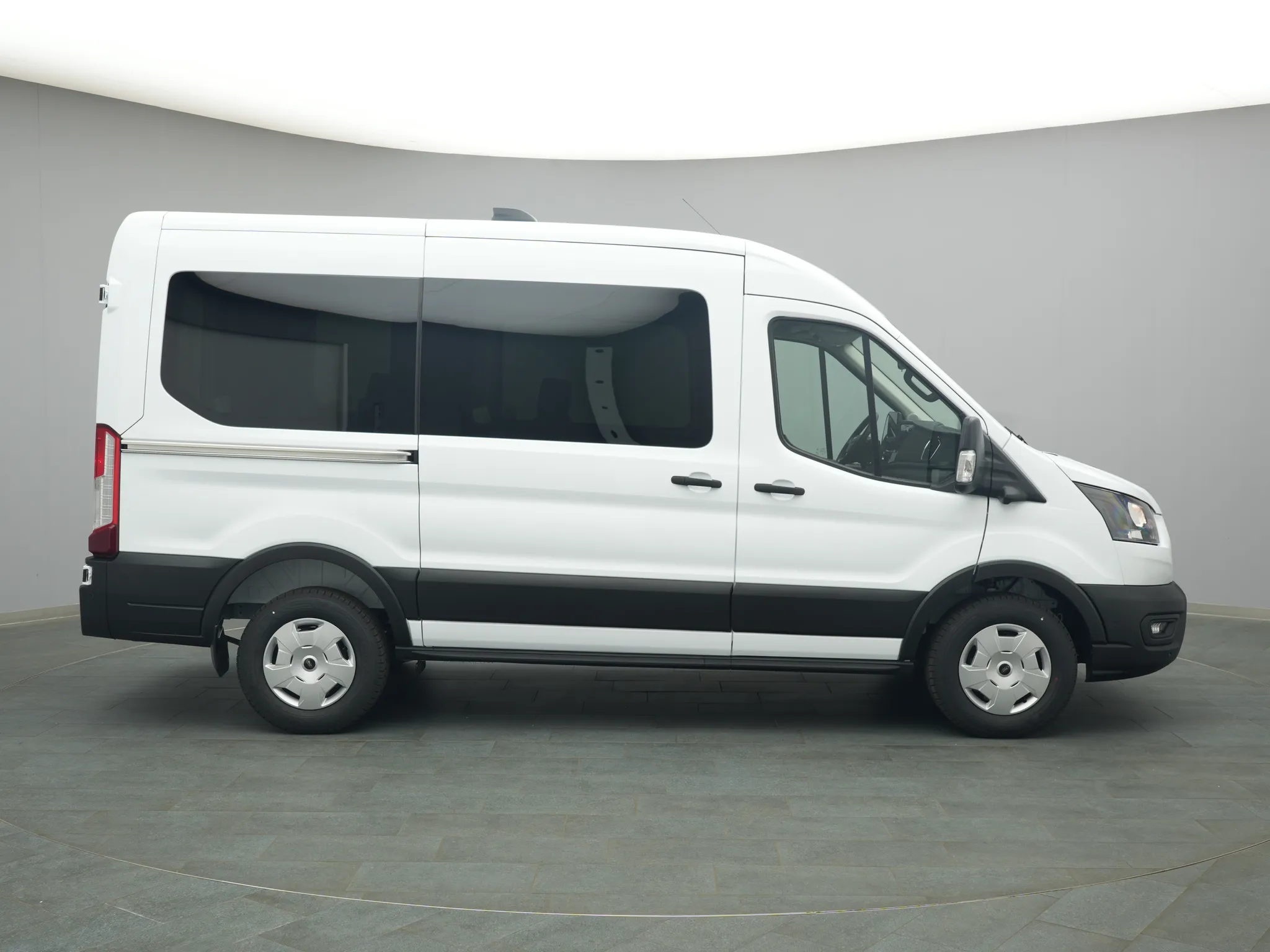 Ford Transit Kombi – Bild 8