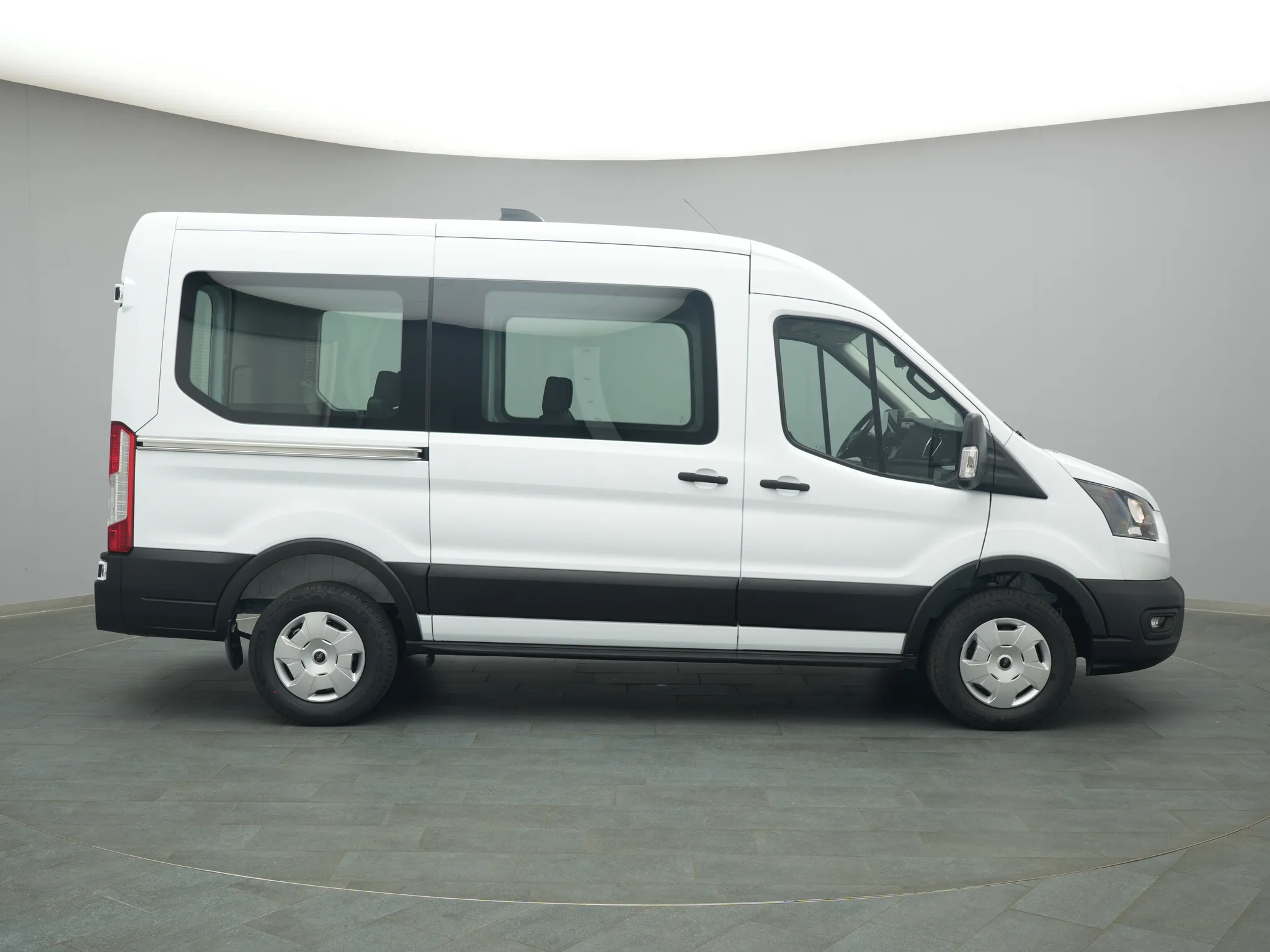 Ford Transit Kombi – Bild 8