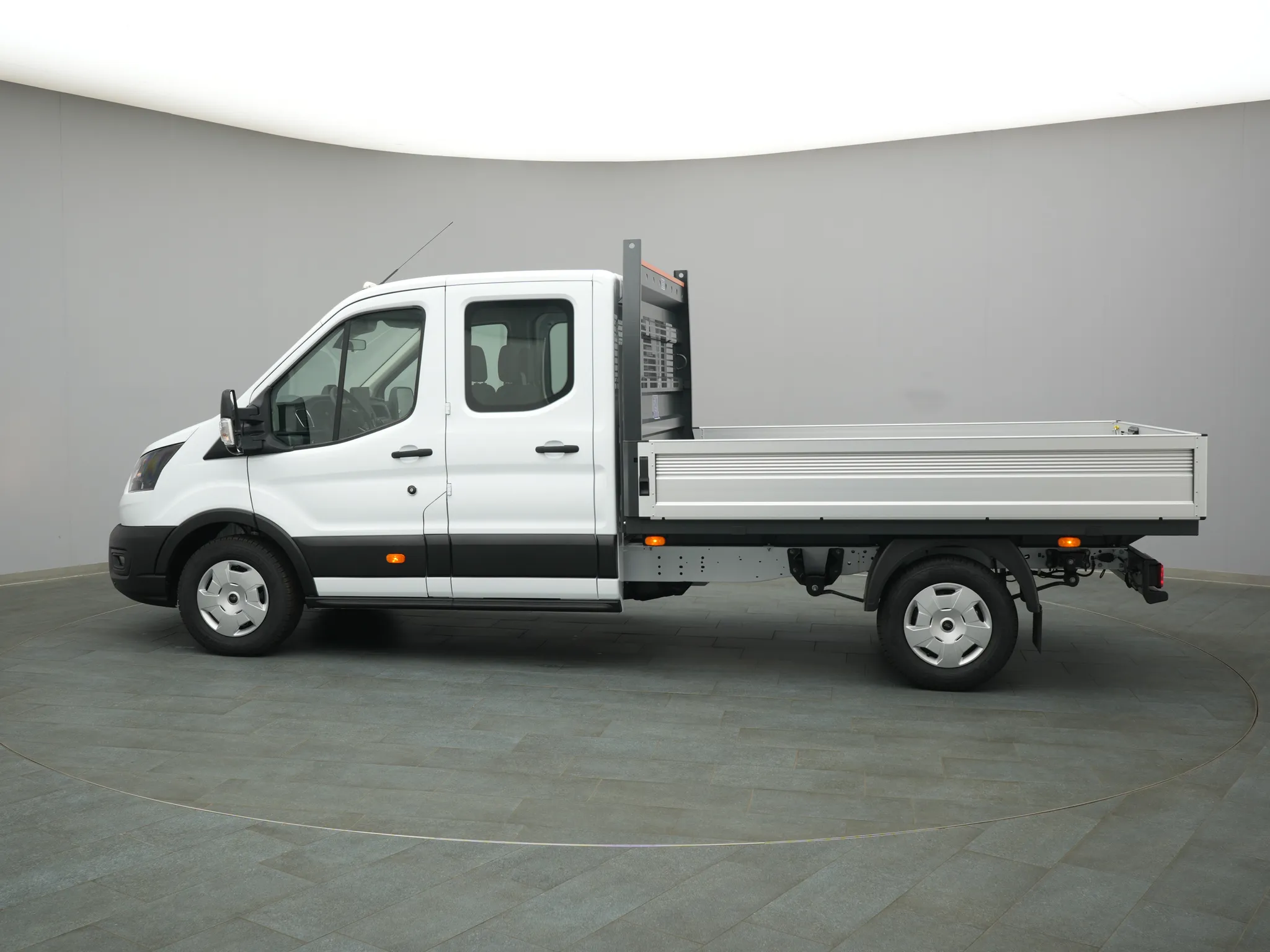 Ford Transit Pritsche Doka – Bild 3