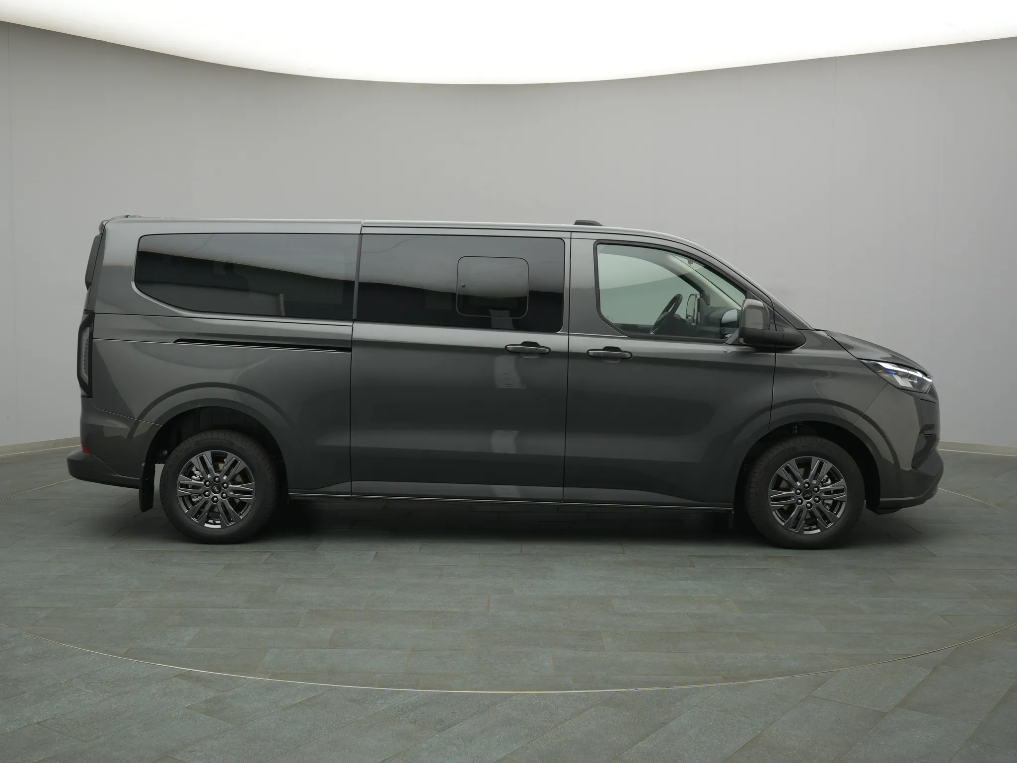 Ford Tourneo Custom – Bild 8
