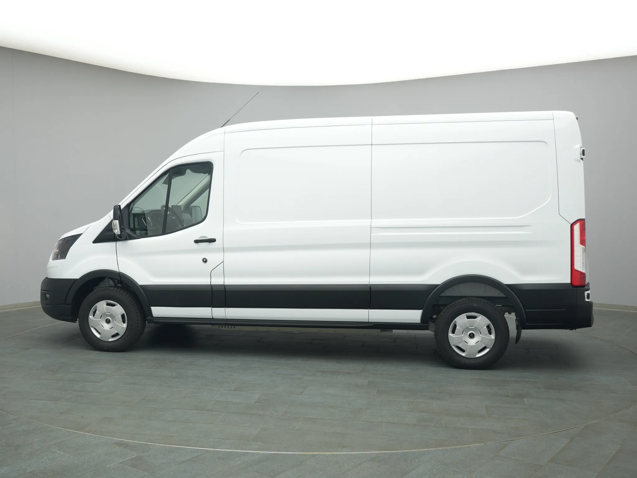 Ford E-Transit Kasten – Bild 3