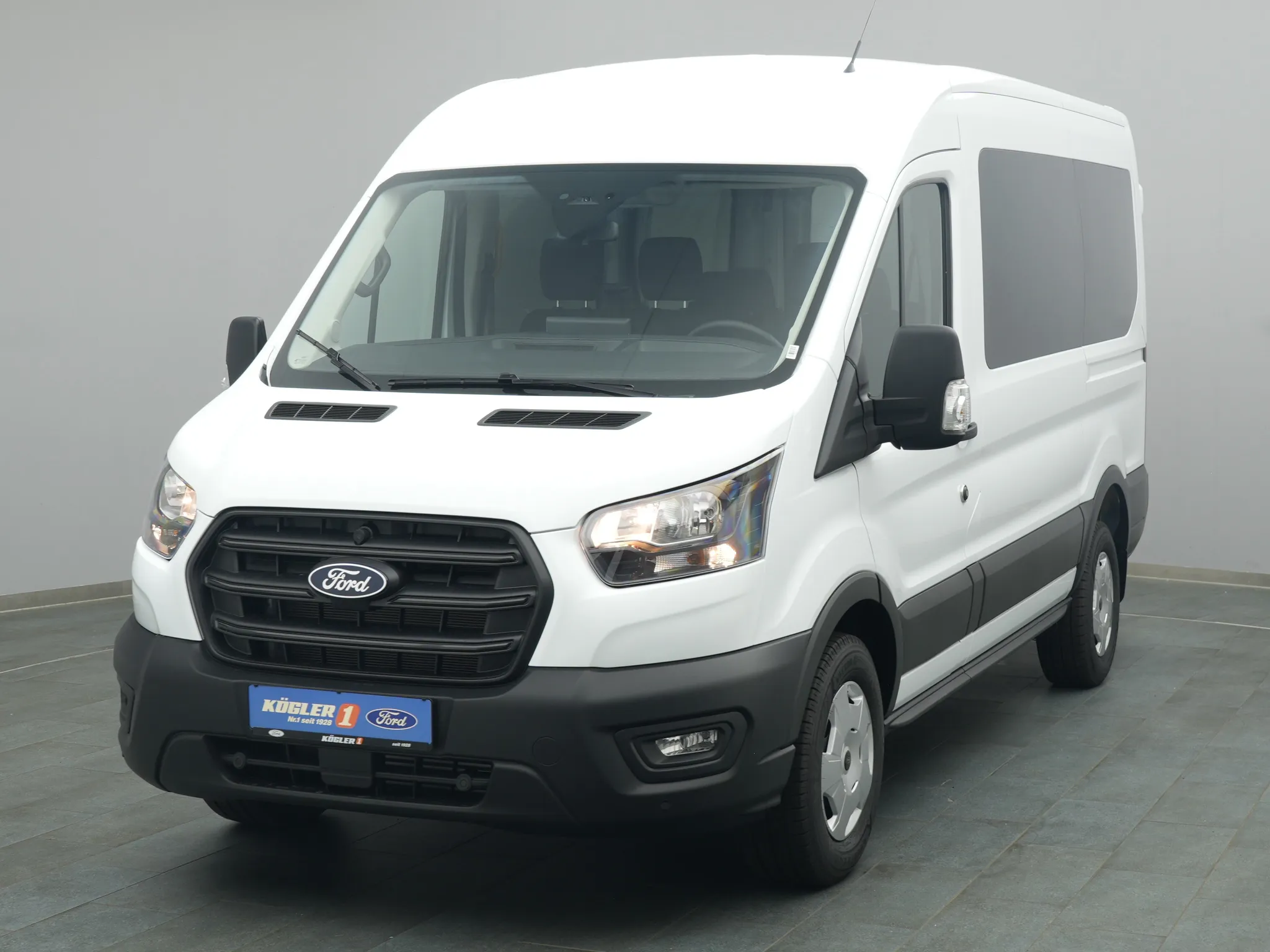 Ford Transit Kombi 350 L2H2 Trend 150PS Automatik Bild