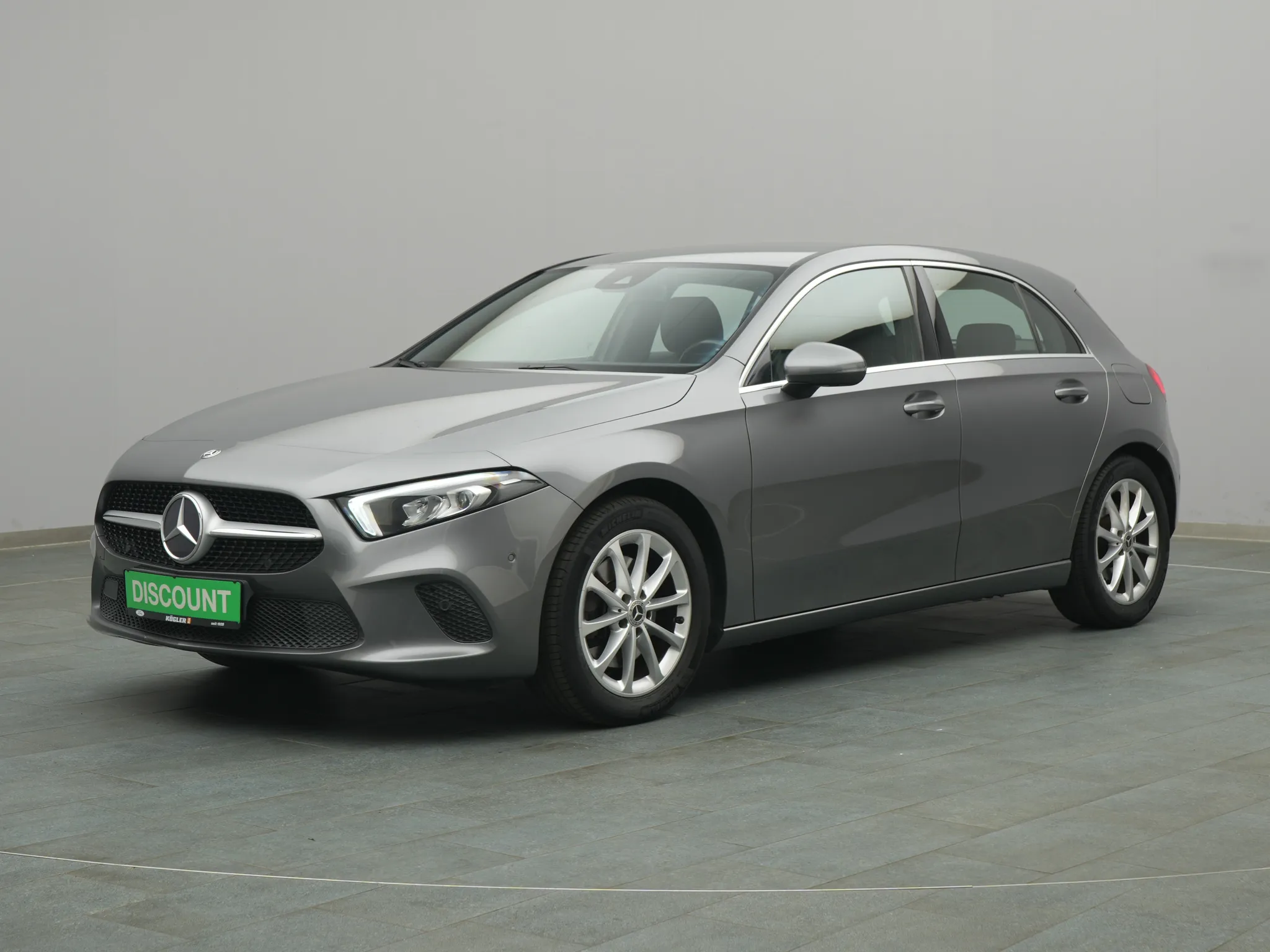 Mercedes-Benz A 220 – Bild 2