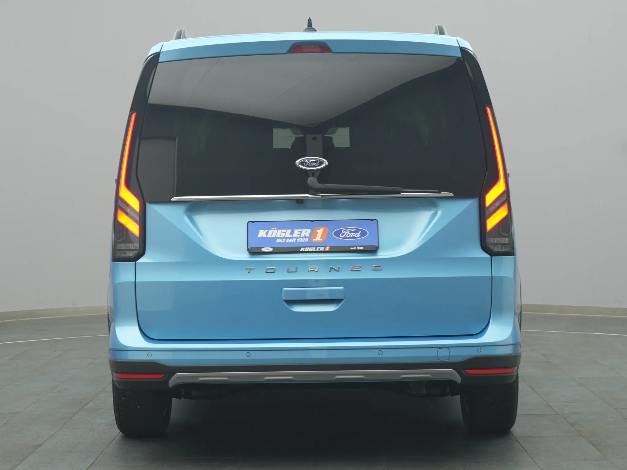 Ford Grand Tourneo – Bild 7
