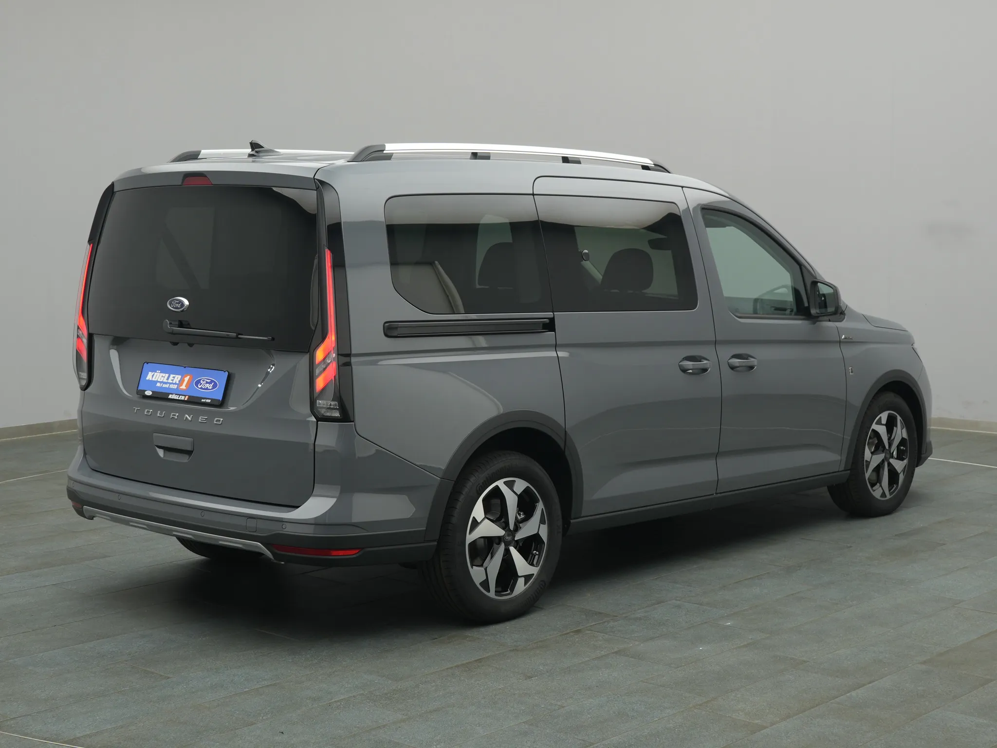 Ford Grand Tourneo – Bild 4