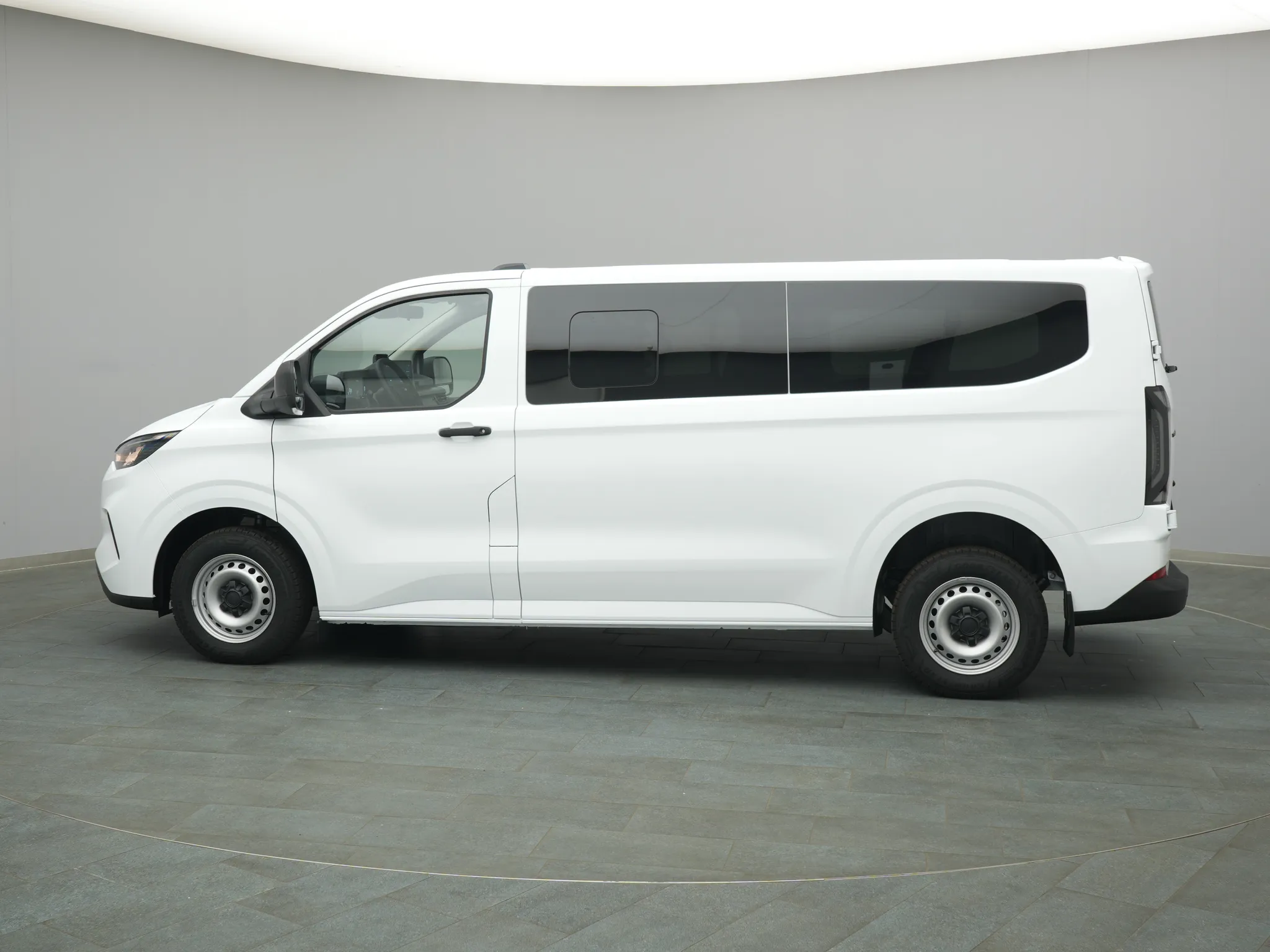 Ford Transit Custom Kombi – Bild 3