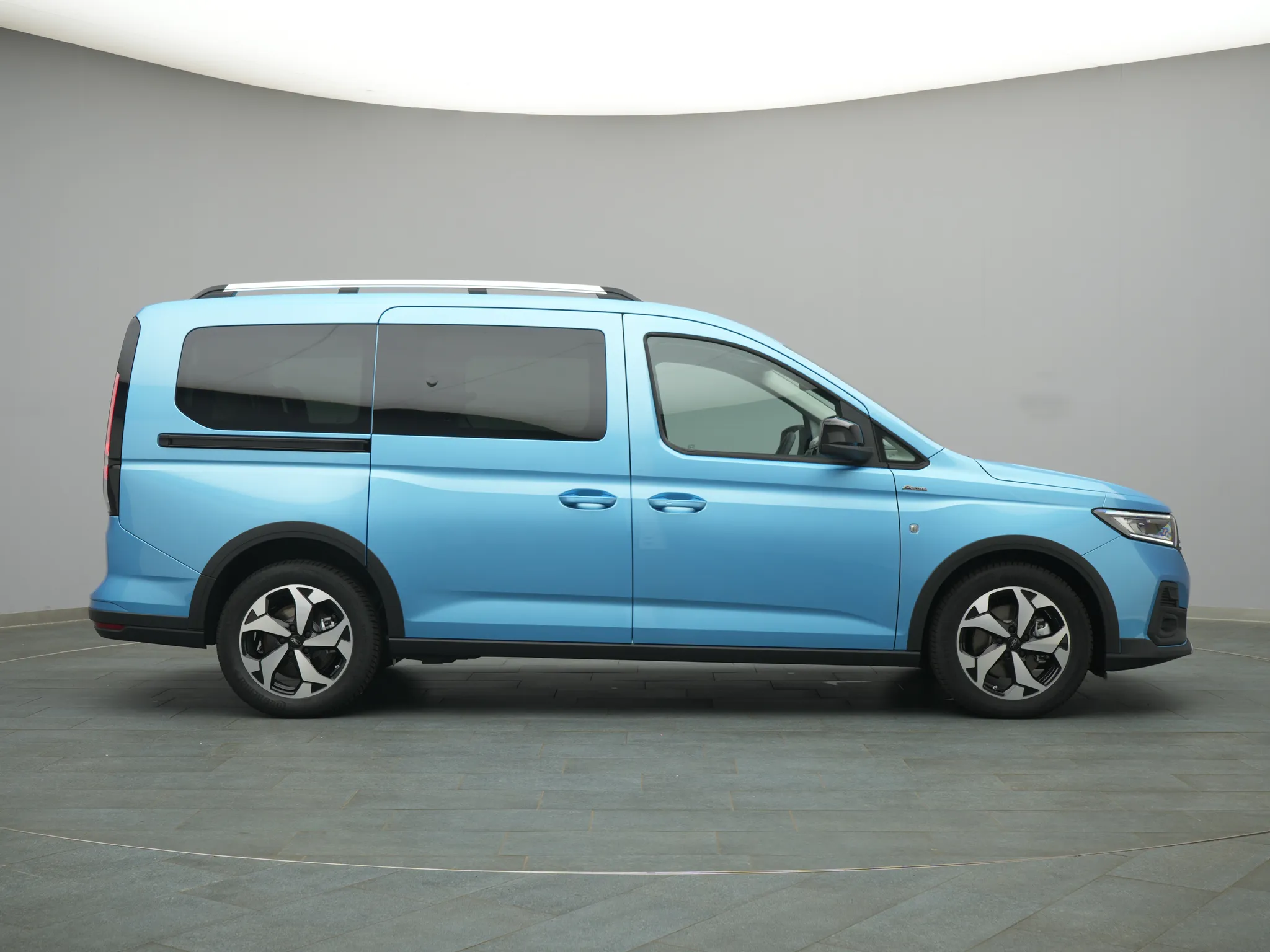 Ford Grand Tourneo – Bild 8