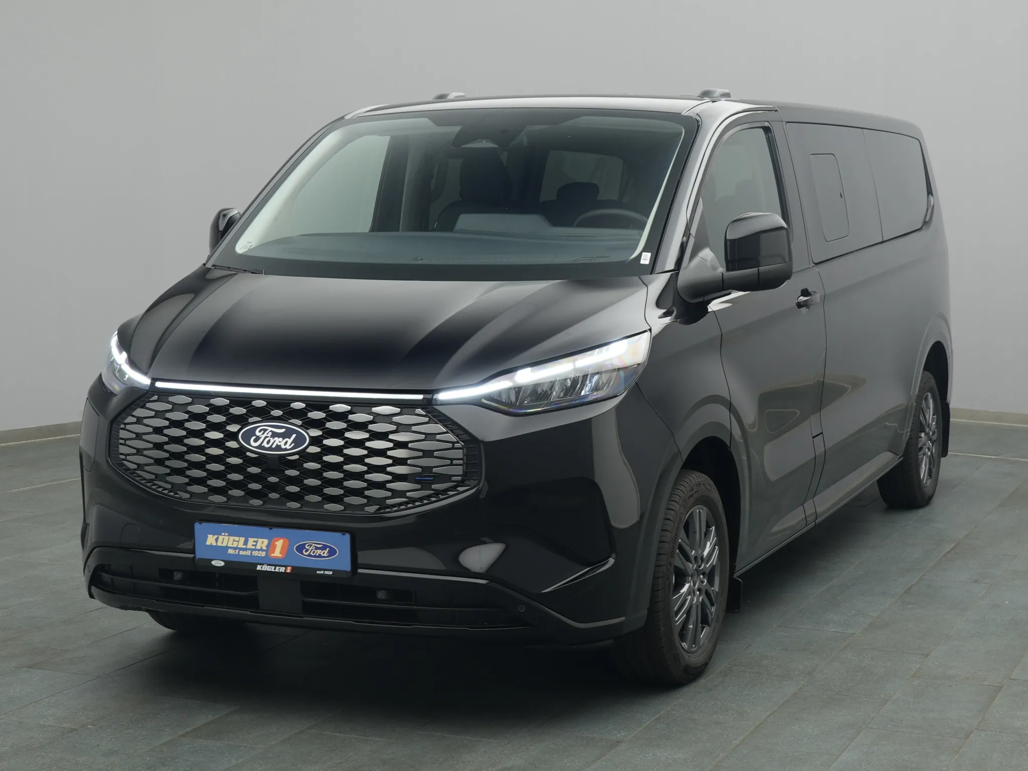 Ford E-Tourneo Custom 340 L2 Titanium / Klima Bild