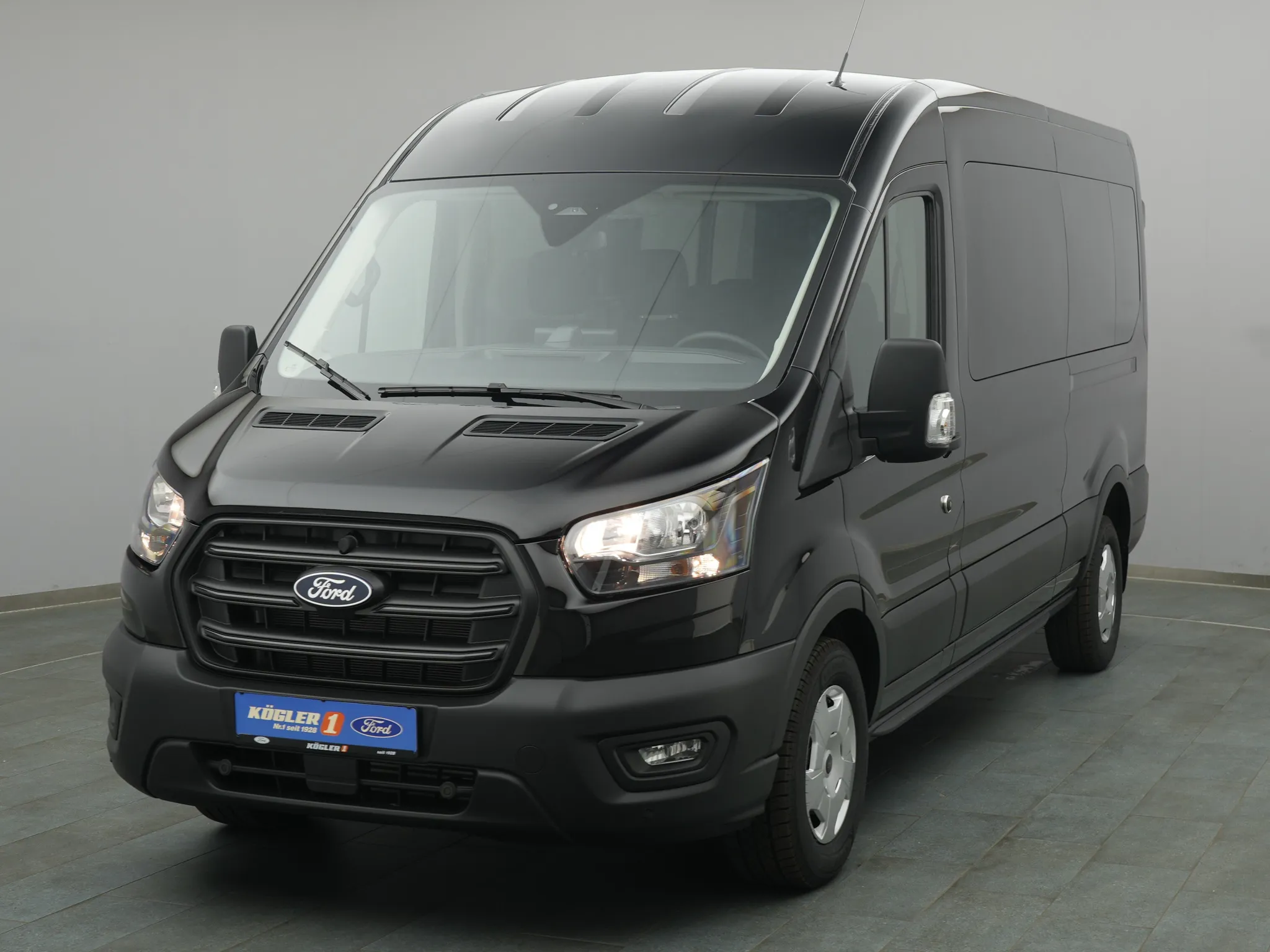 Ford Transit Kombi 350 L3H2 Trend 150PS Automatik Bild