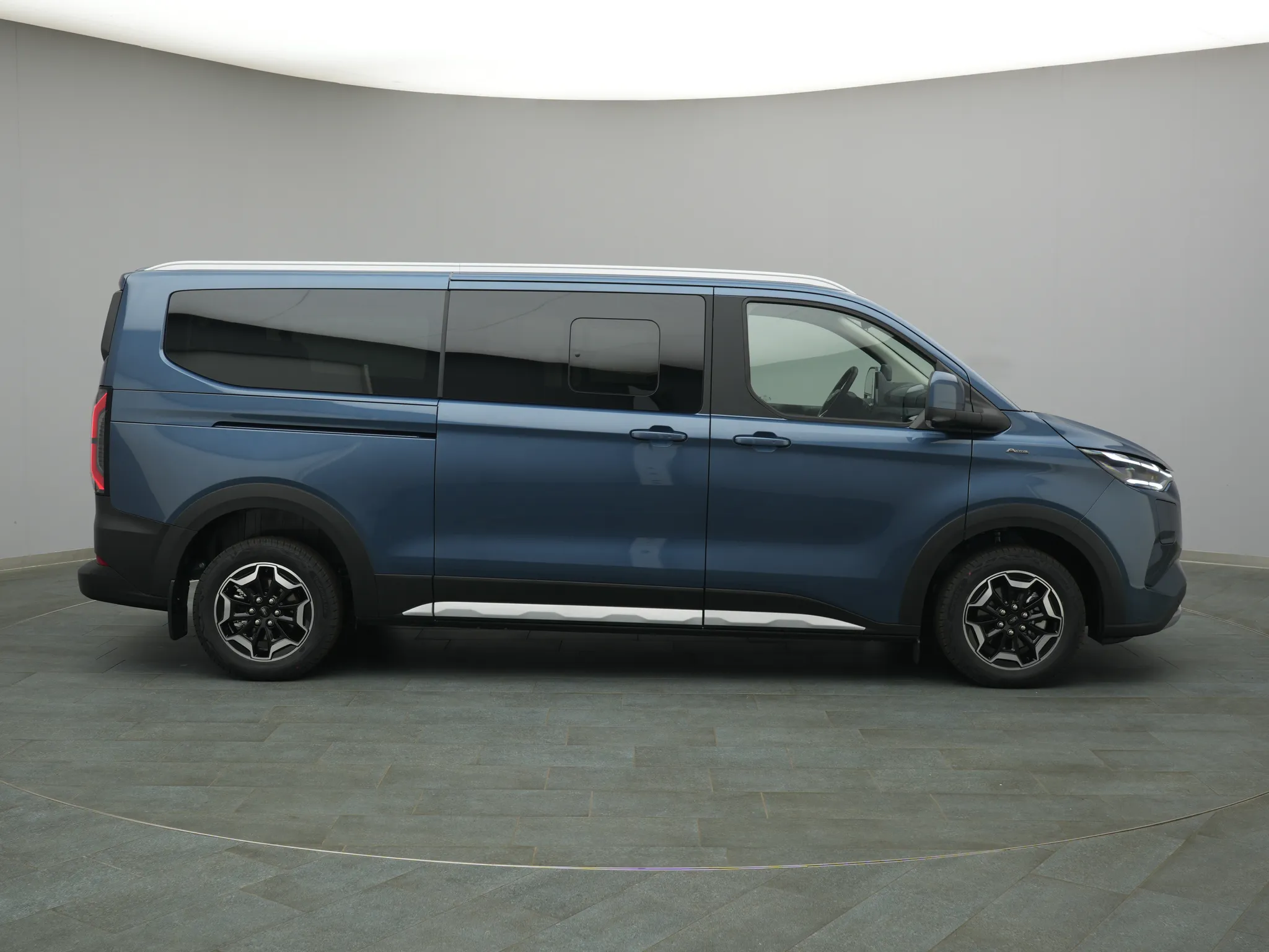 Ford Tourneo Custom – Bild 8