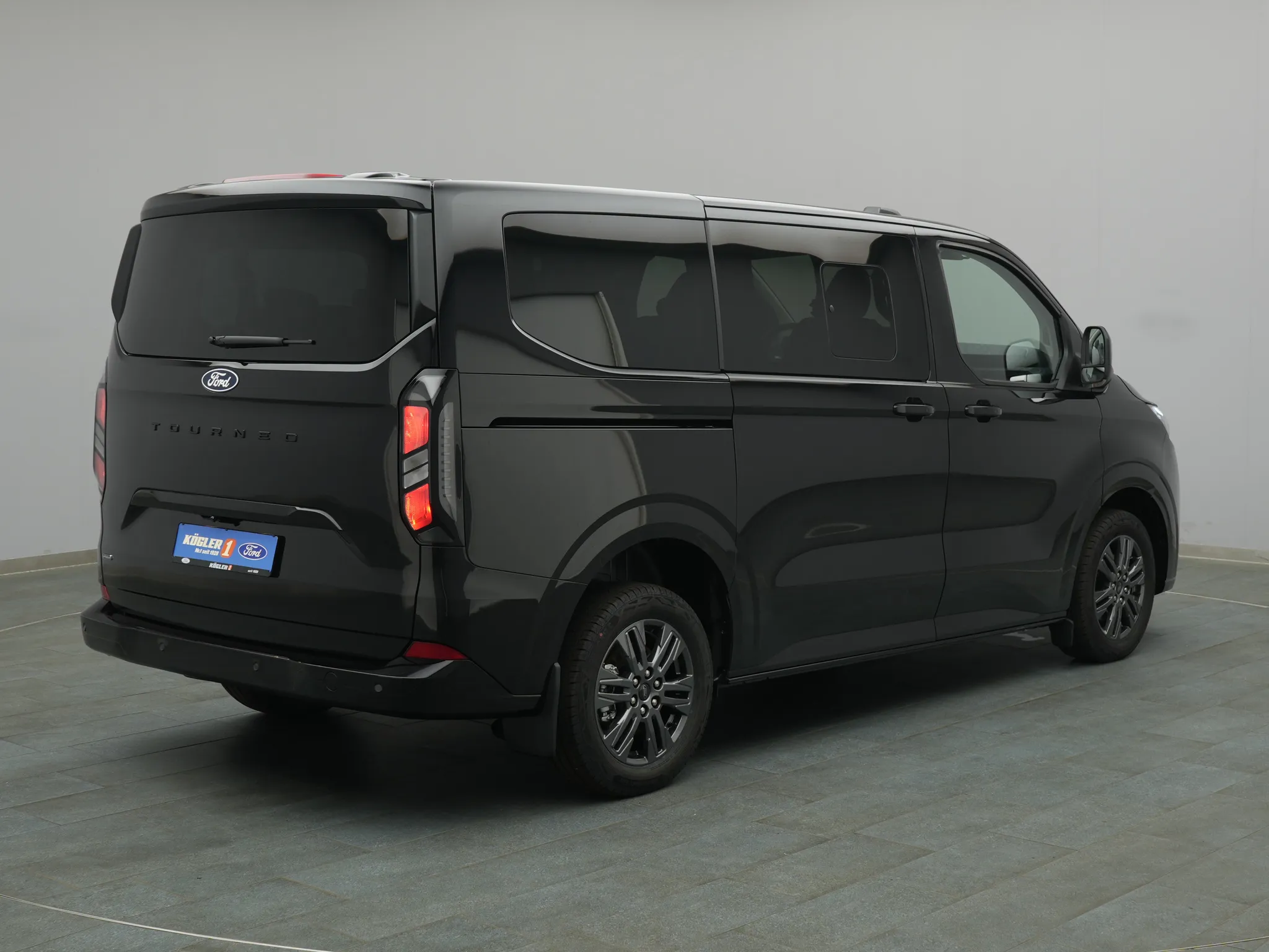 Ford Tourneo Custom – Bild 4