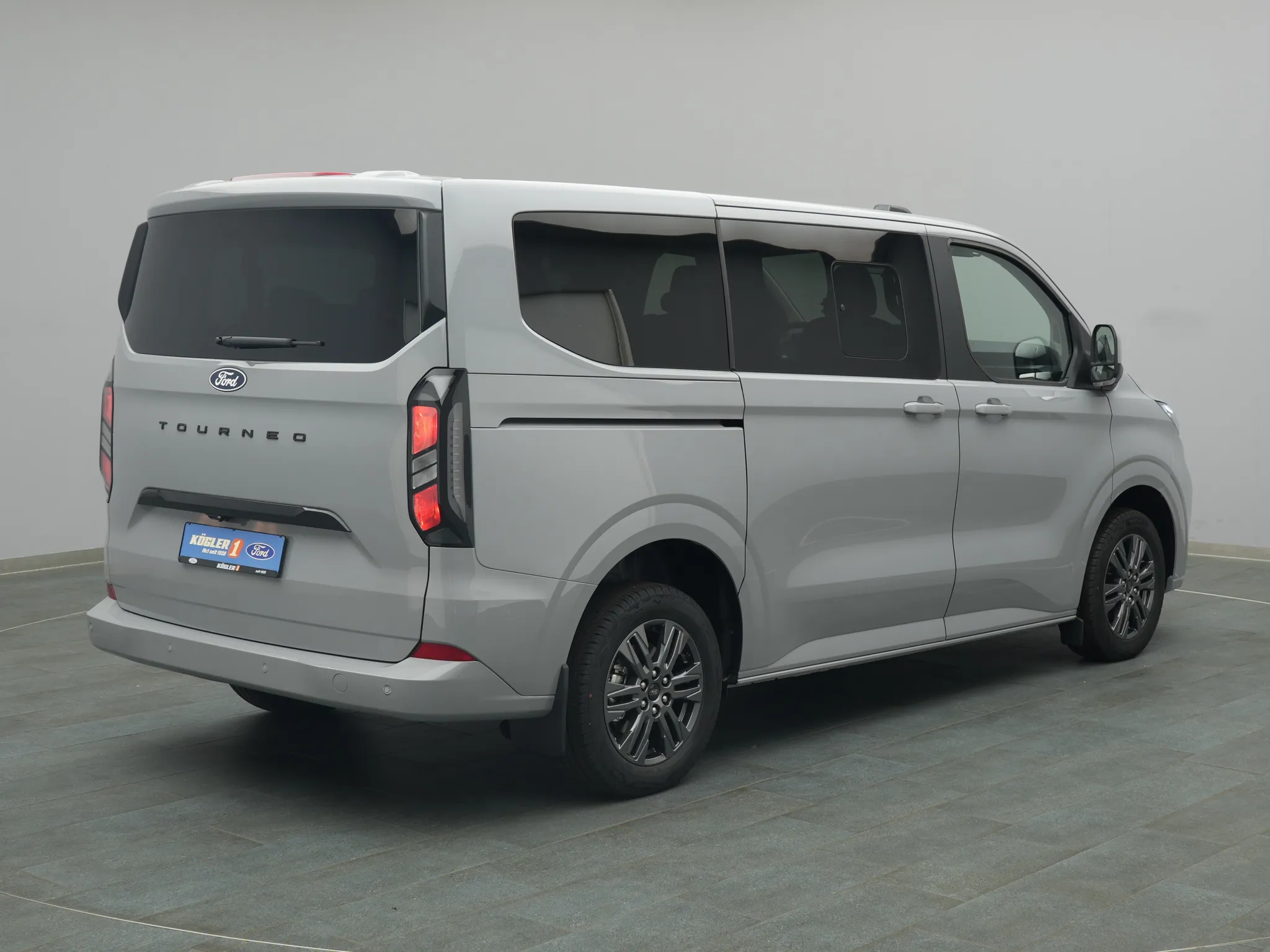 Ford Tourneo Custom – Bild 4