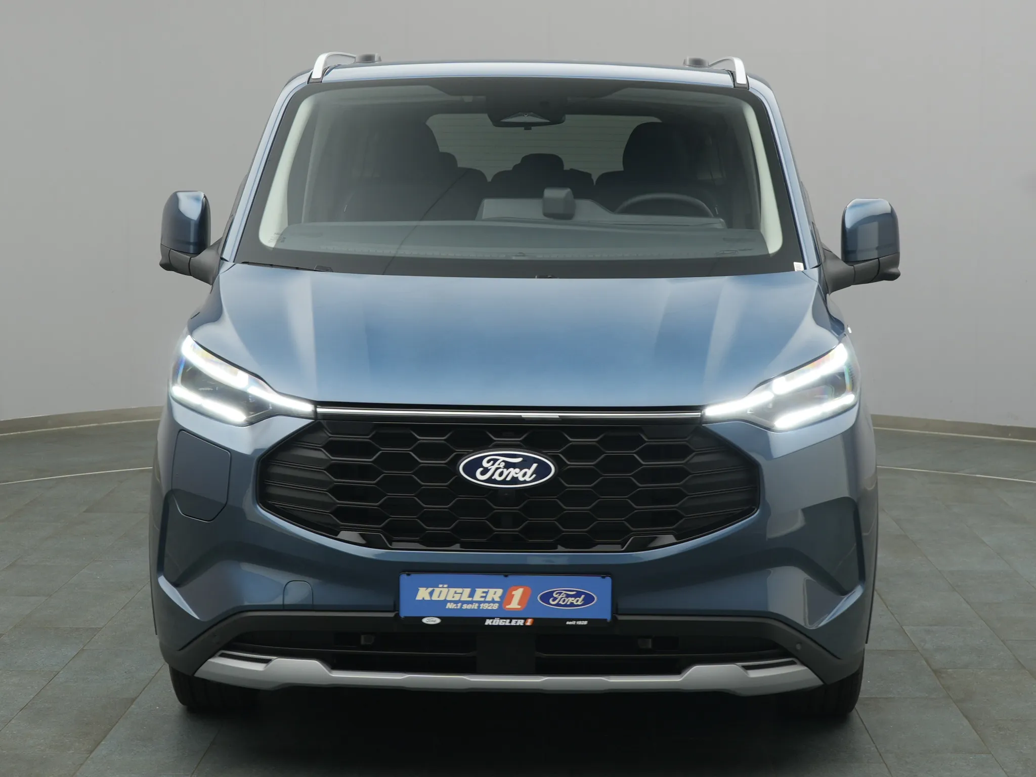 Ford Tourneo Custom – Bild 6