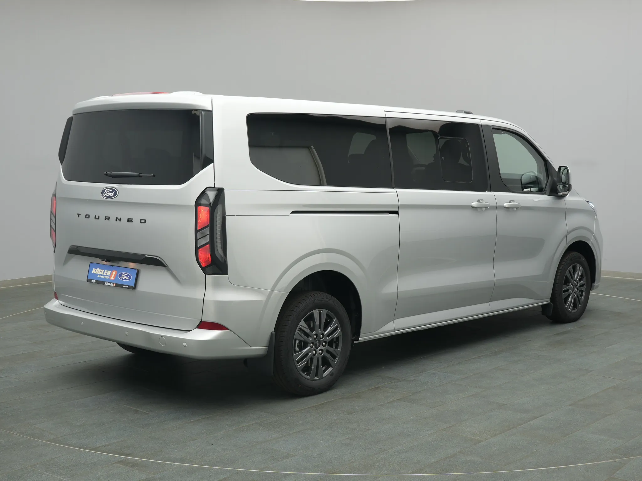 Ford Tourneo Custom – Bild 4