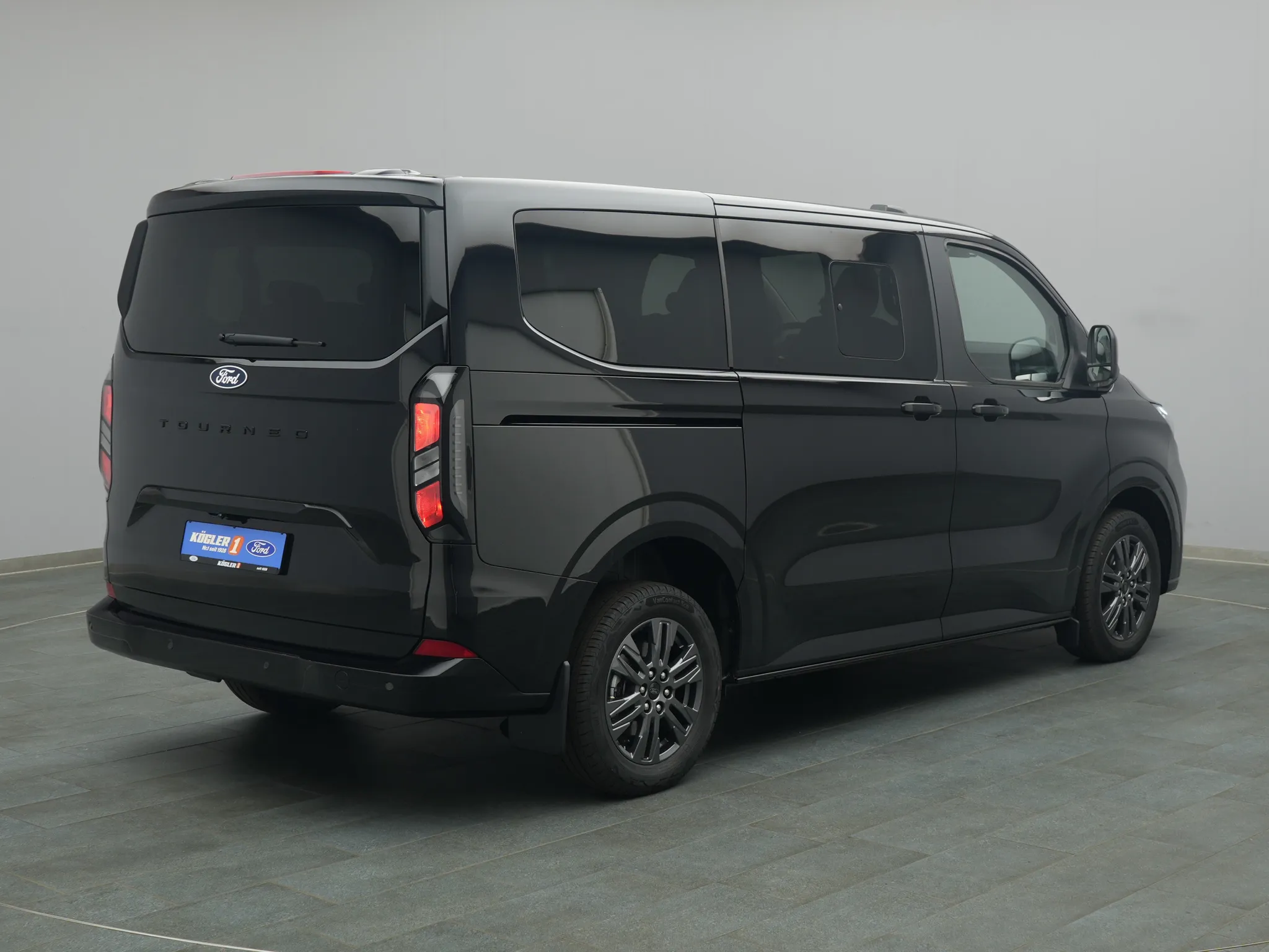 Ford Tourneo Custom – Bild 4