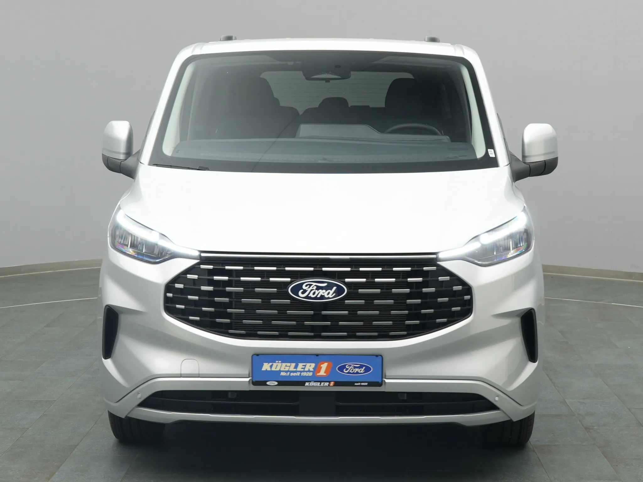 Ford Tourneo Custom – Bild 6