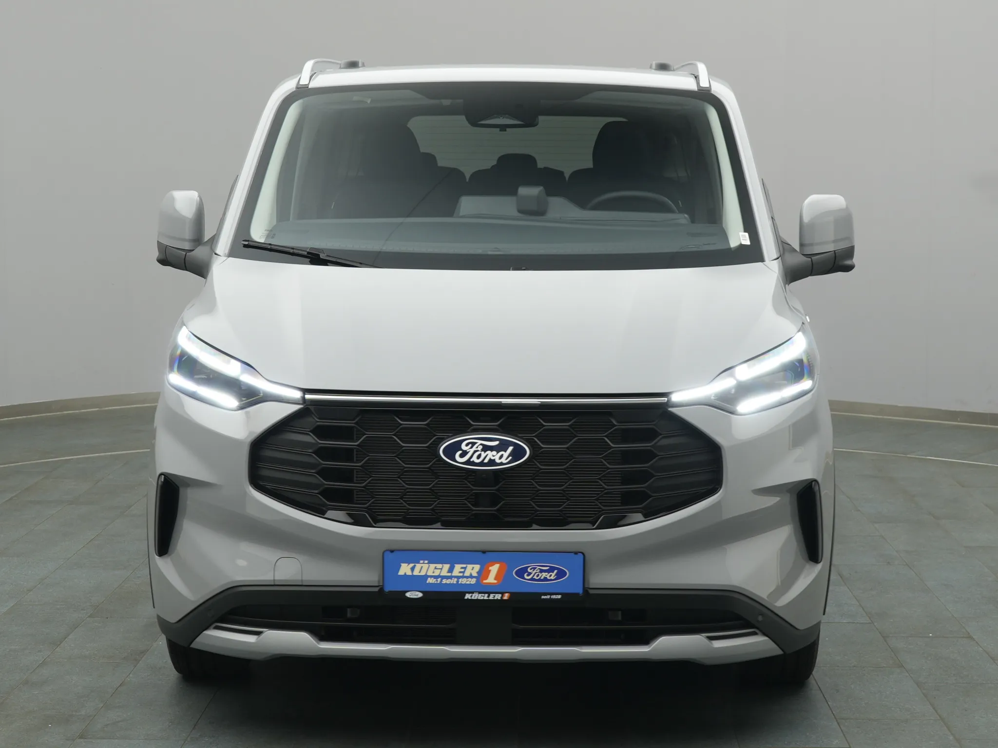 Ford Tourneo Custom – Bild 6