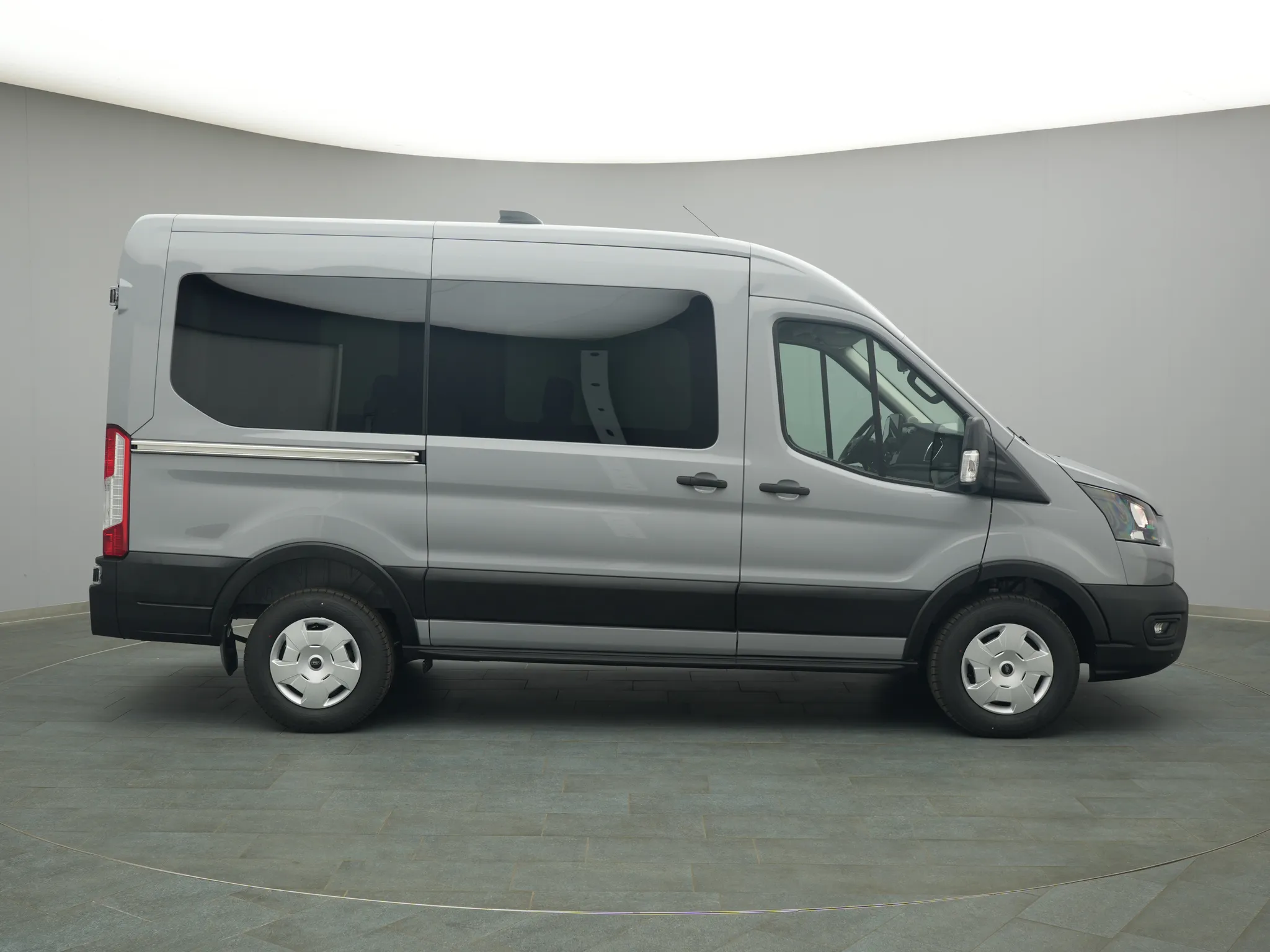Ford Transit Kombi – Bild 8