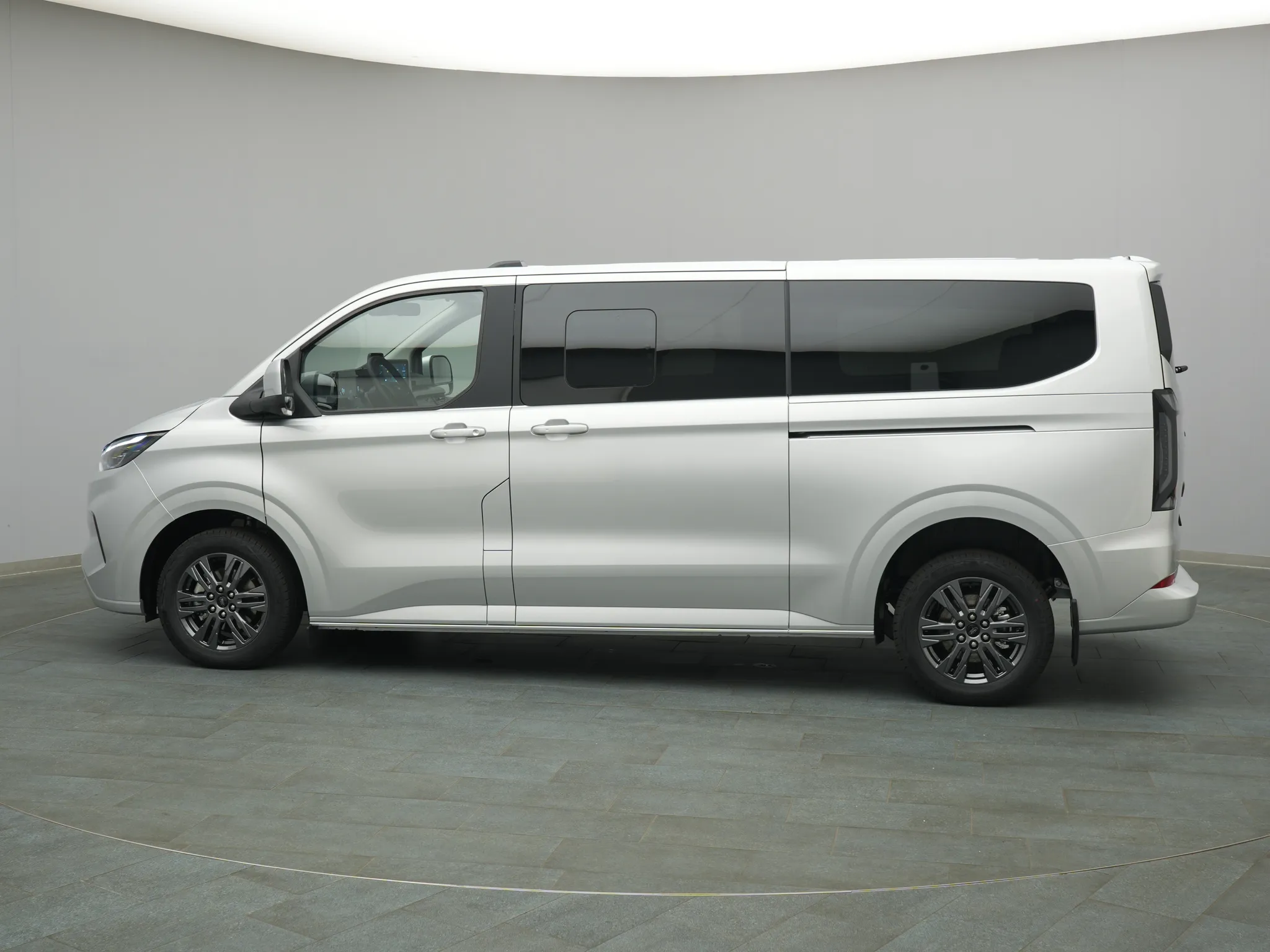 Ford Tourneo Custom – Bild 3