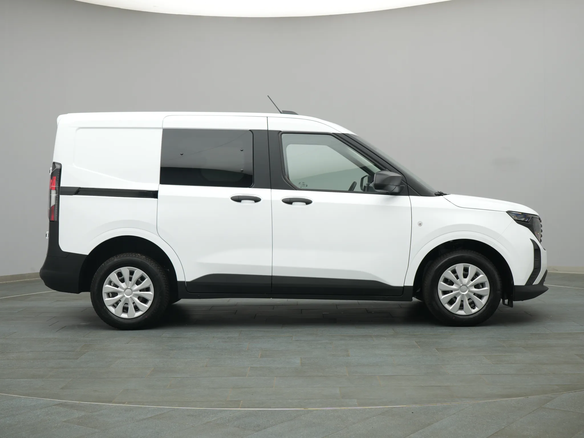 Ford Transit Courier Kasten – Bild 8