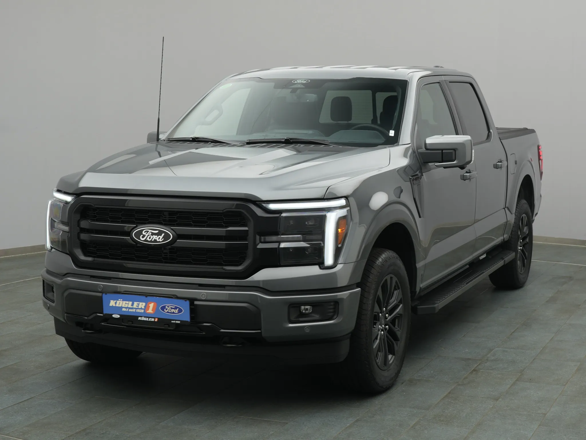 Ford F150 Lariat F 150  V8 Pro Access / Black App Bild