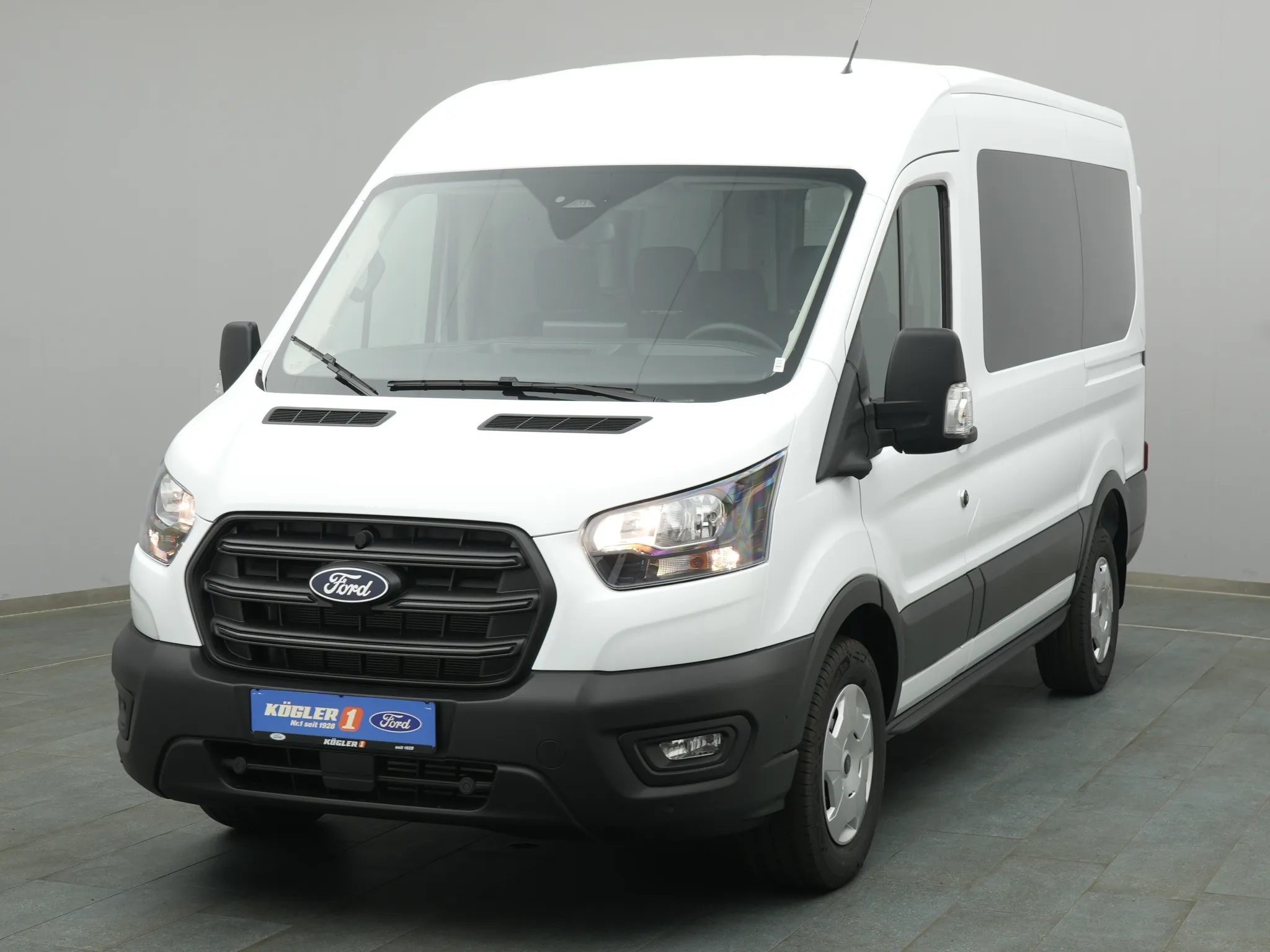 Ford Transit Kombi 350 L2H2 Trend 150PS Automatik Bild