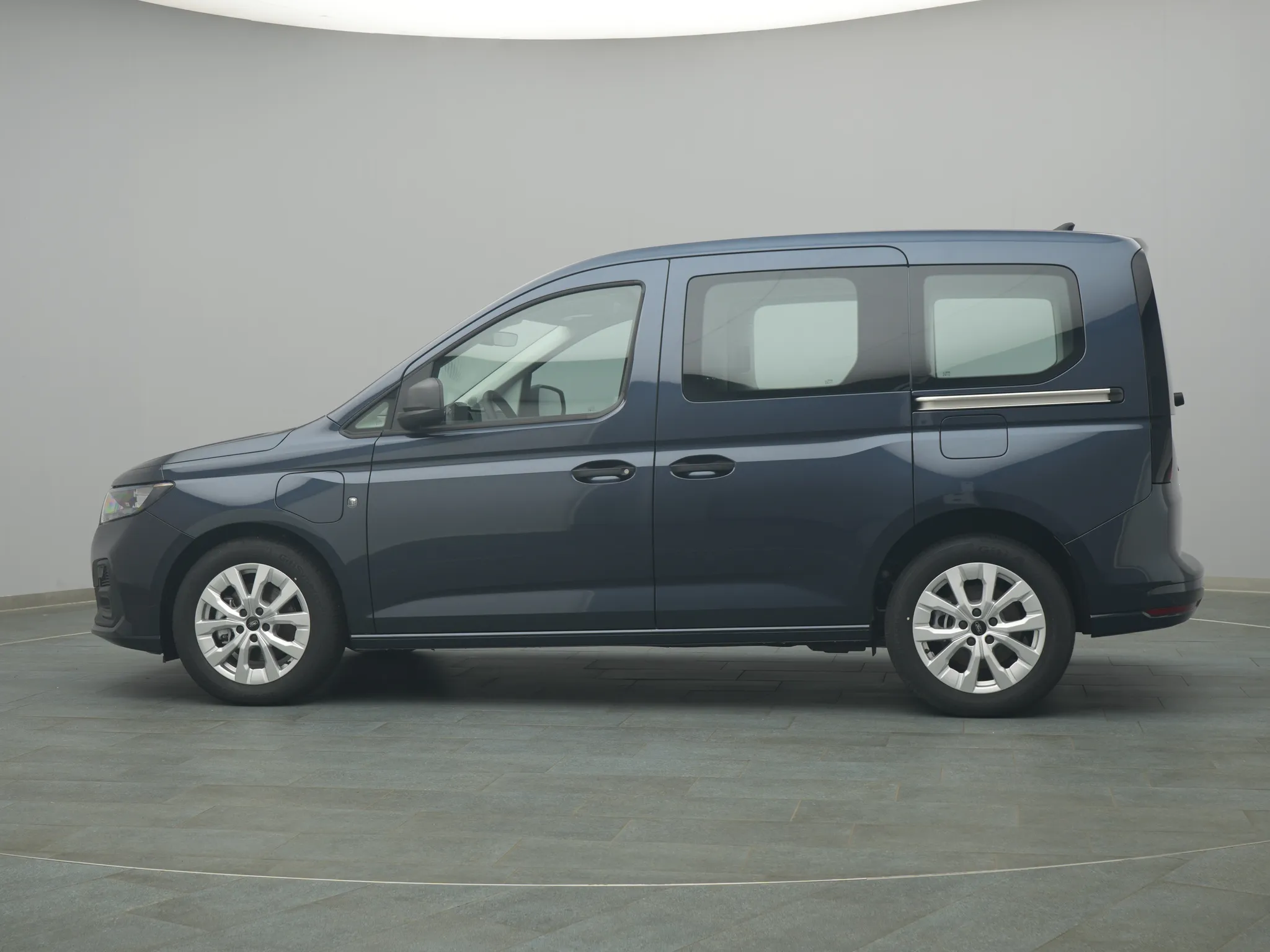 Ford Tourneo Connect Trend – Bild 3