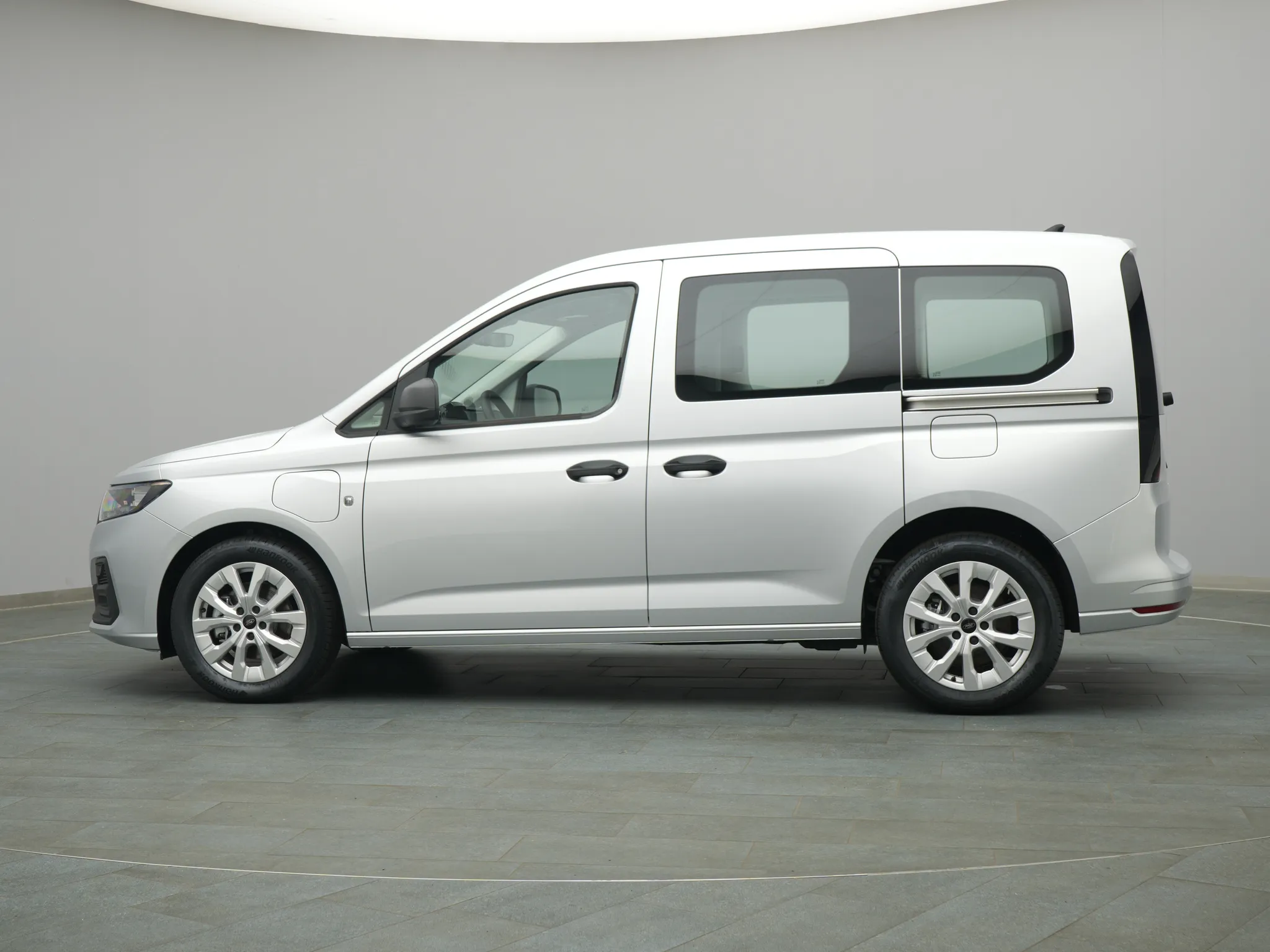 Ford Tourneo Connect Trend – Bild 3