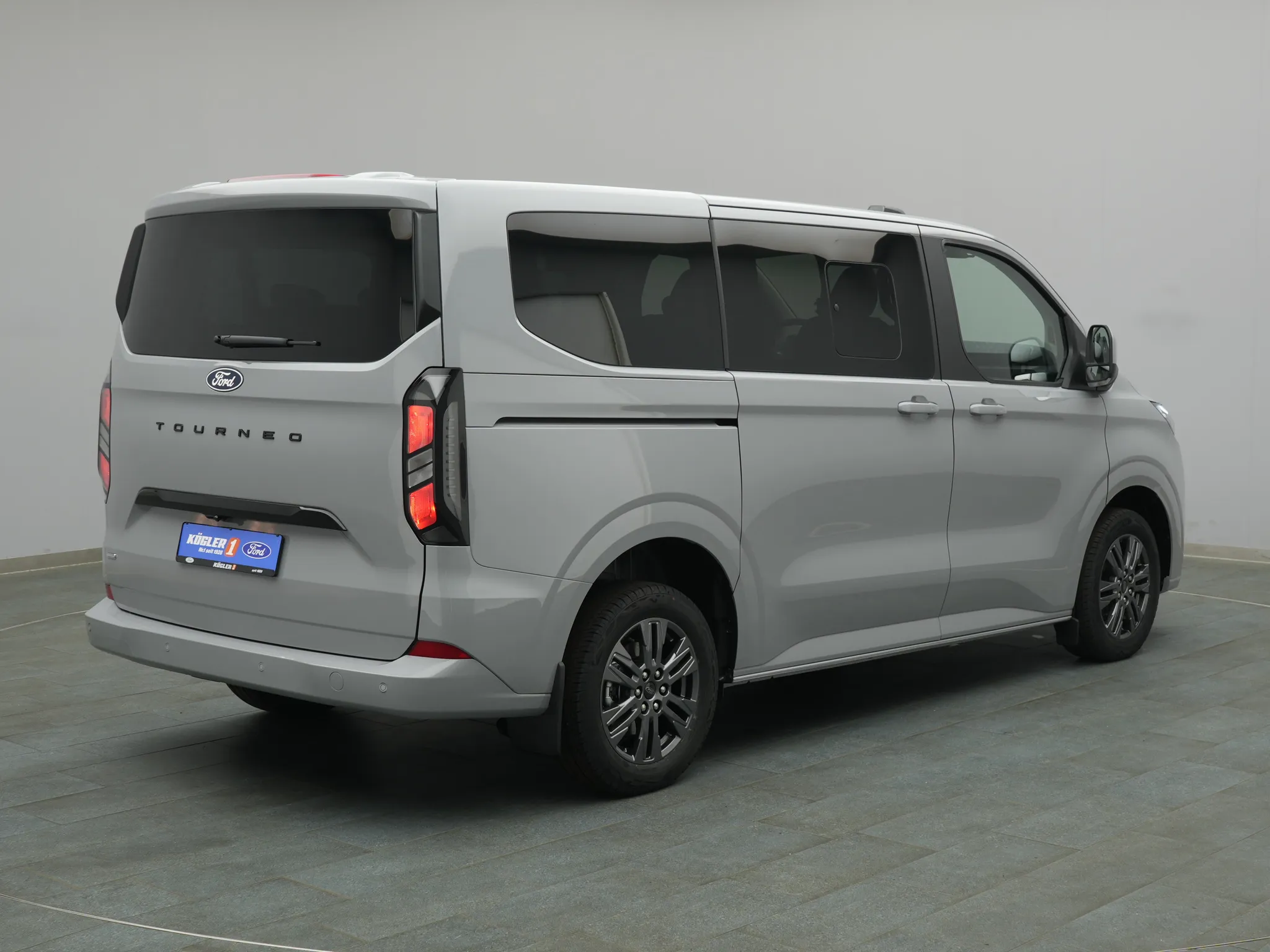 Ford Tourneo Custom – Bild 4