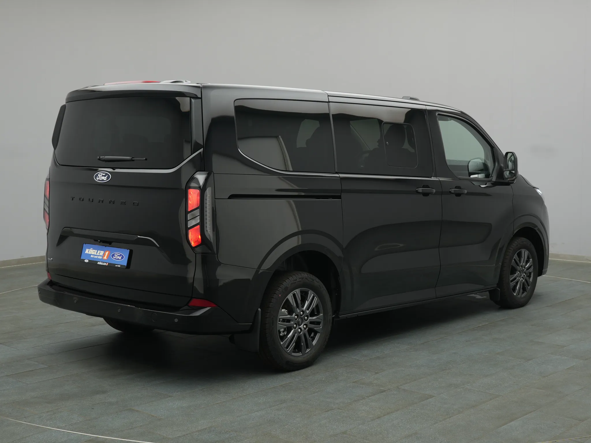 Ford Tourneo Custom – Bild 4