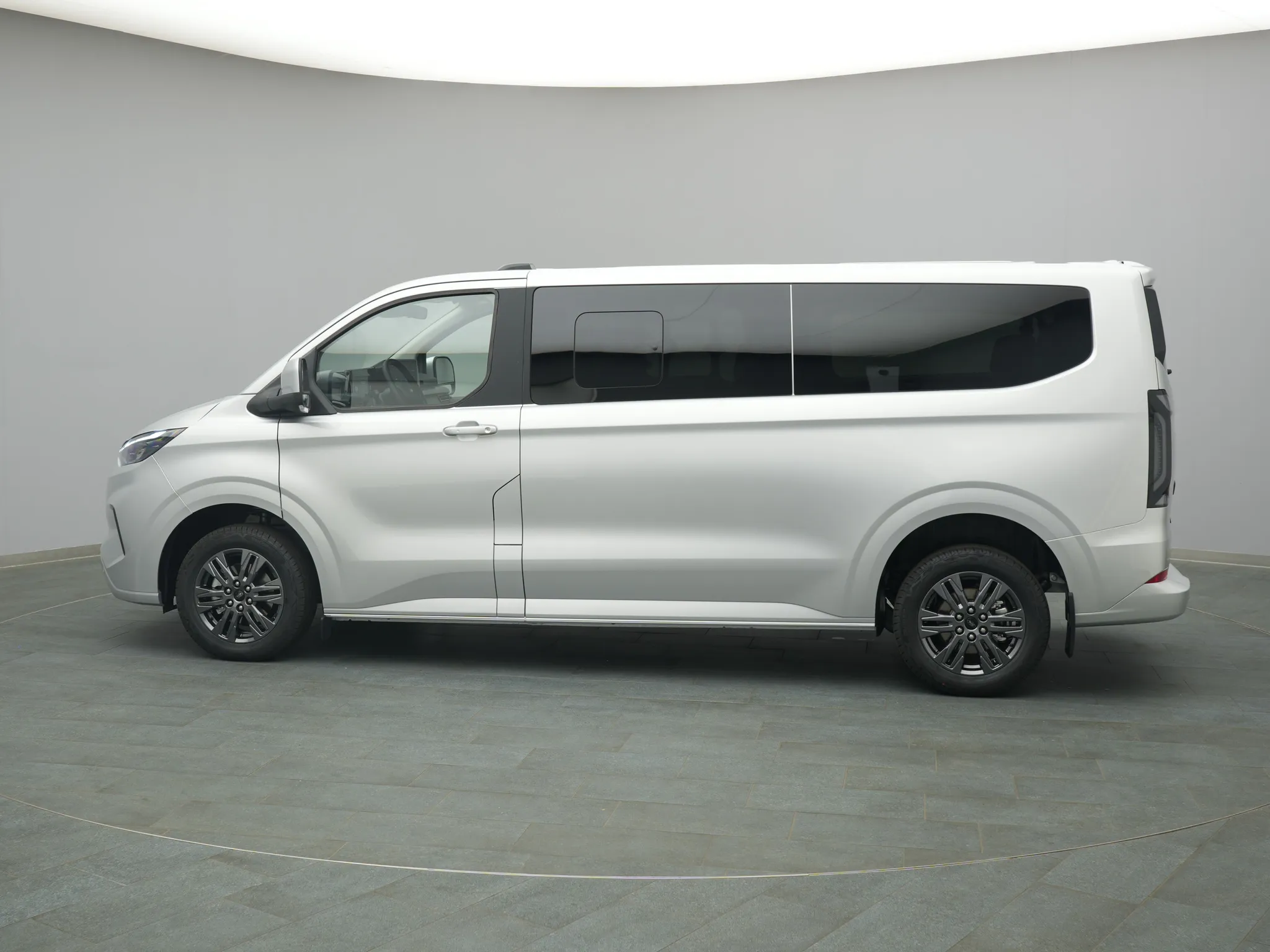 Ford Tourneo Custom – Bild 3