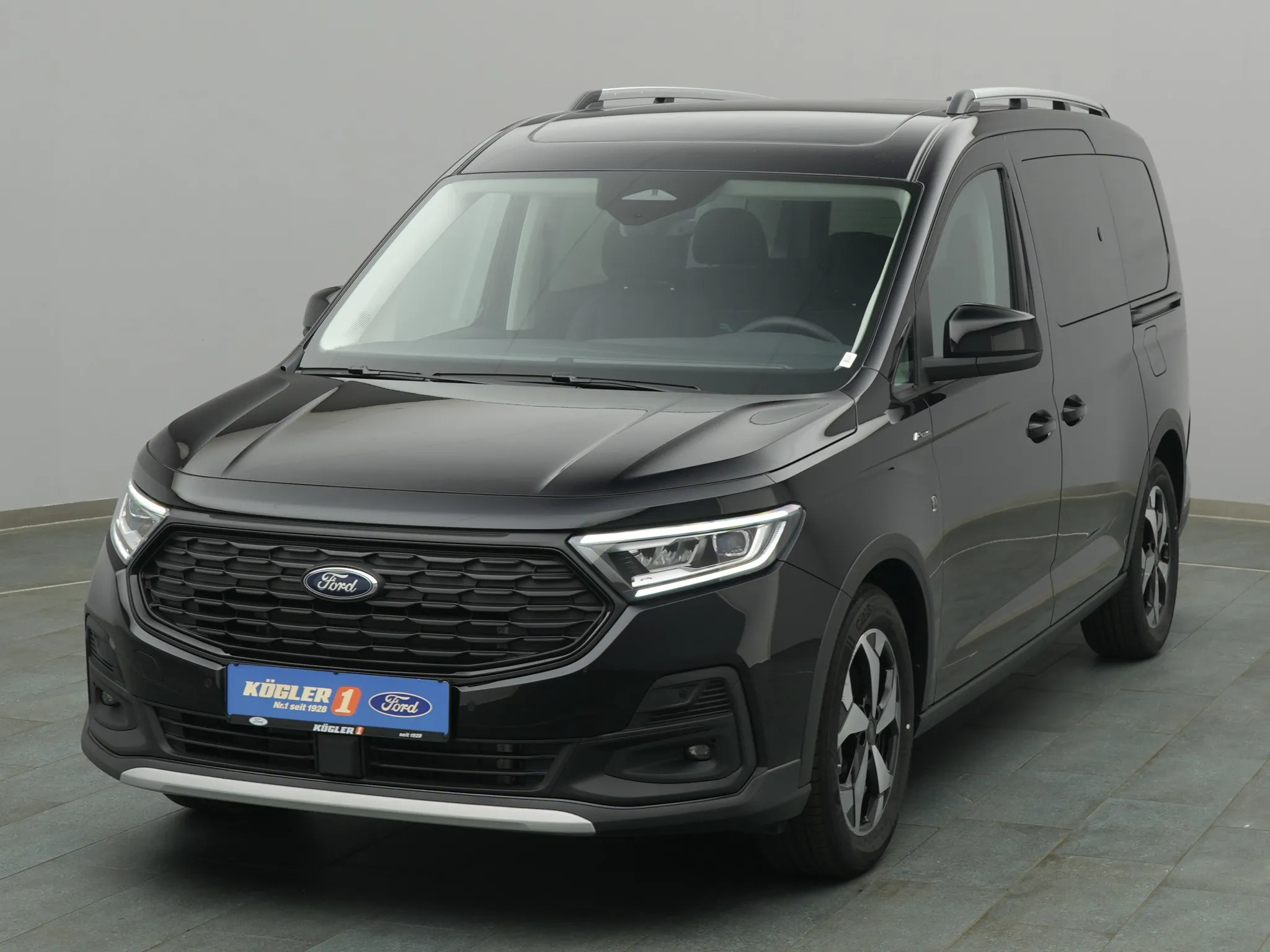Ford Grand Tourneo Active 122PS Automatik Bild