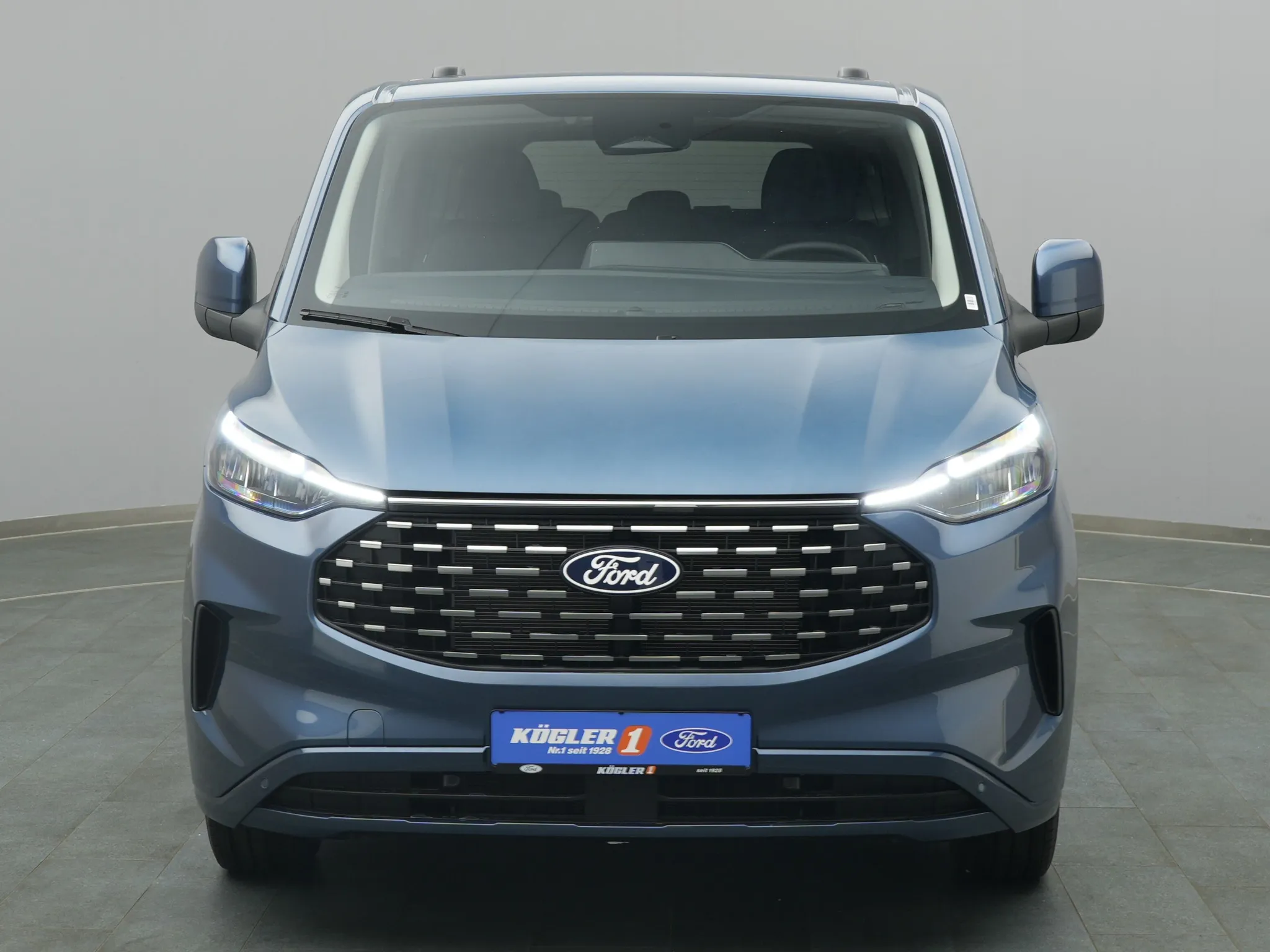 Ford Tourneo Custom – Bild 6