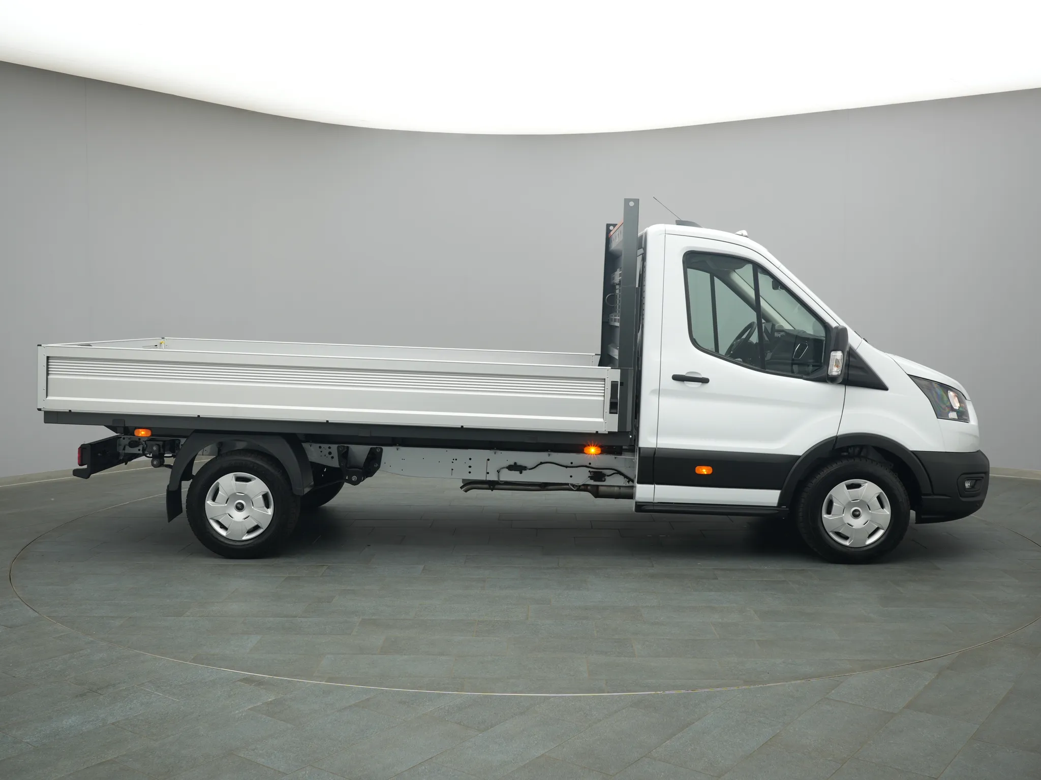 Ford Transit Pritsche EK – Bild 8
