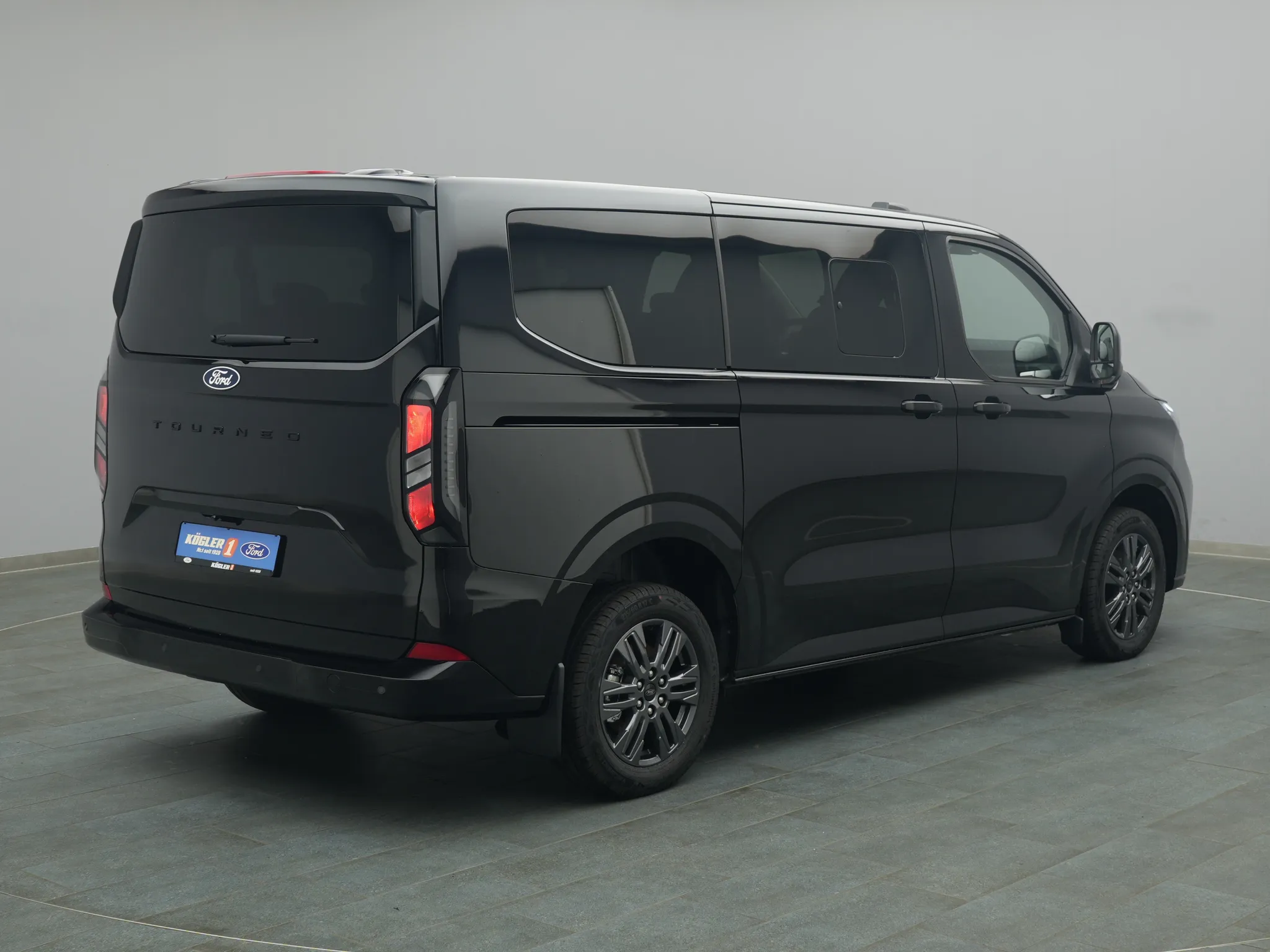 Ford Tourneo Custom – Bild 4