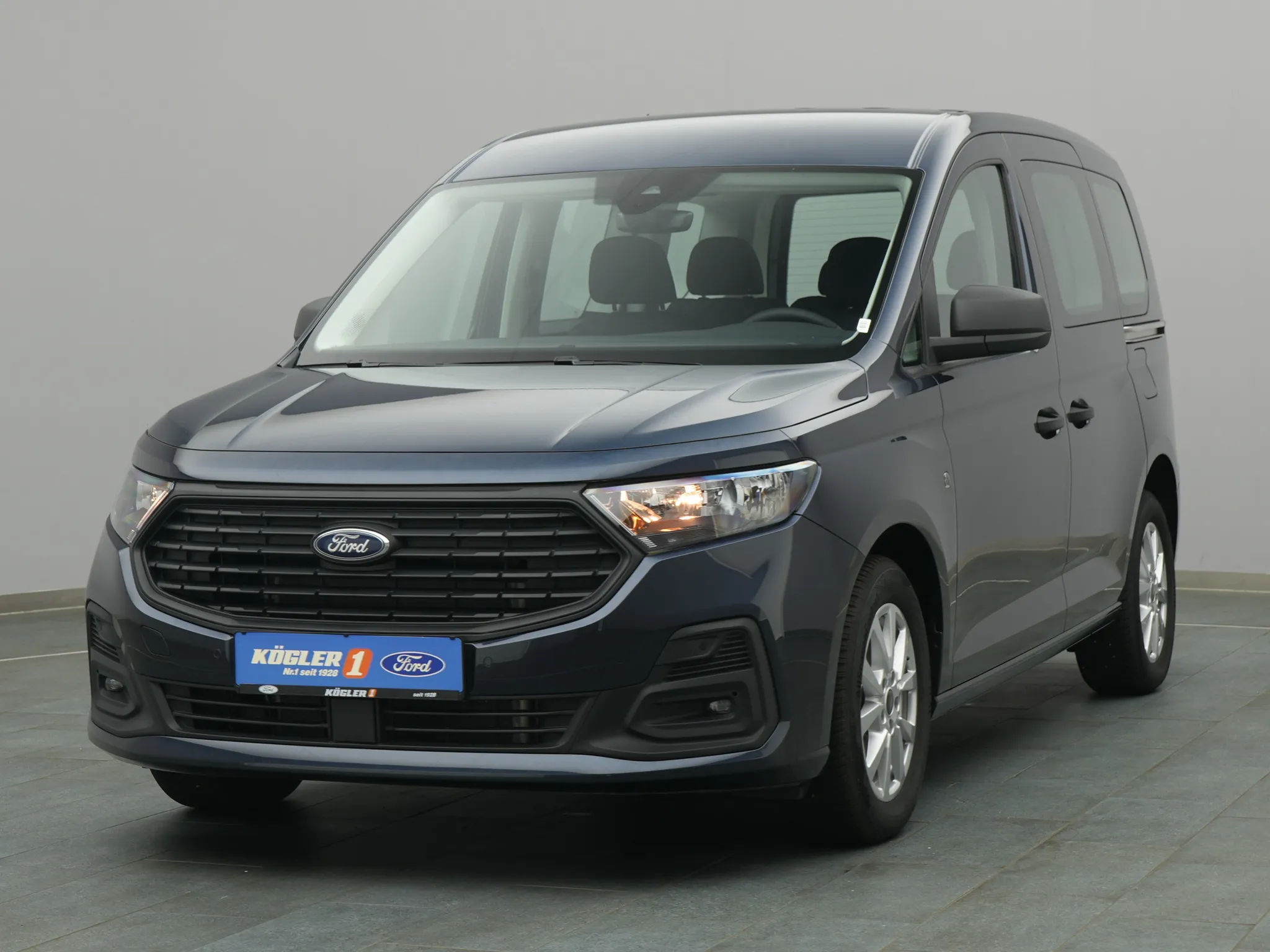 Ford Tourneo Connect Trend 102PS / Navi / PDC Bild