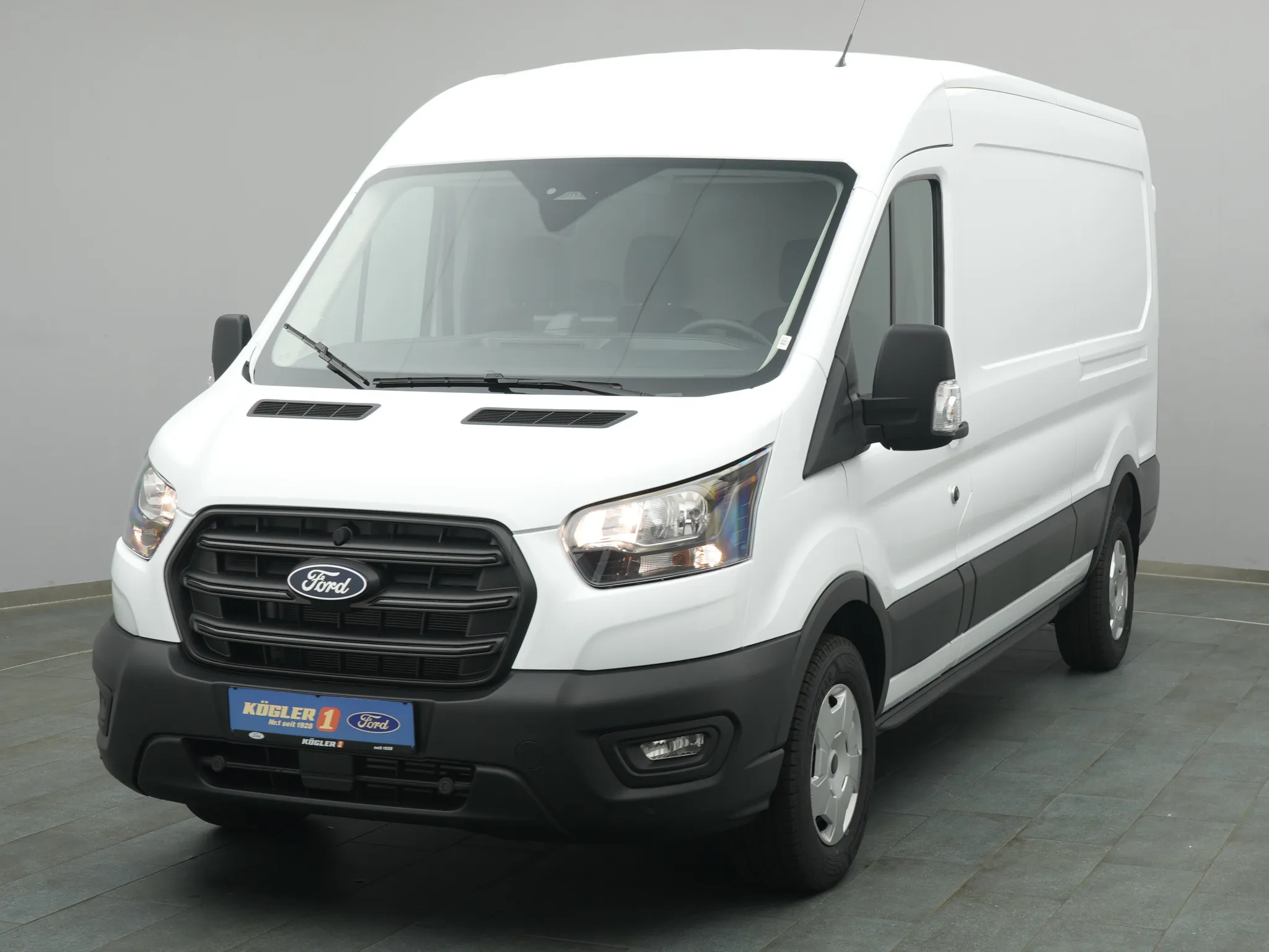 Ford Transit Kasten 350 L3H2 Trend 131PS / PDC Bild