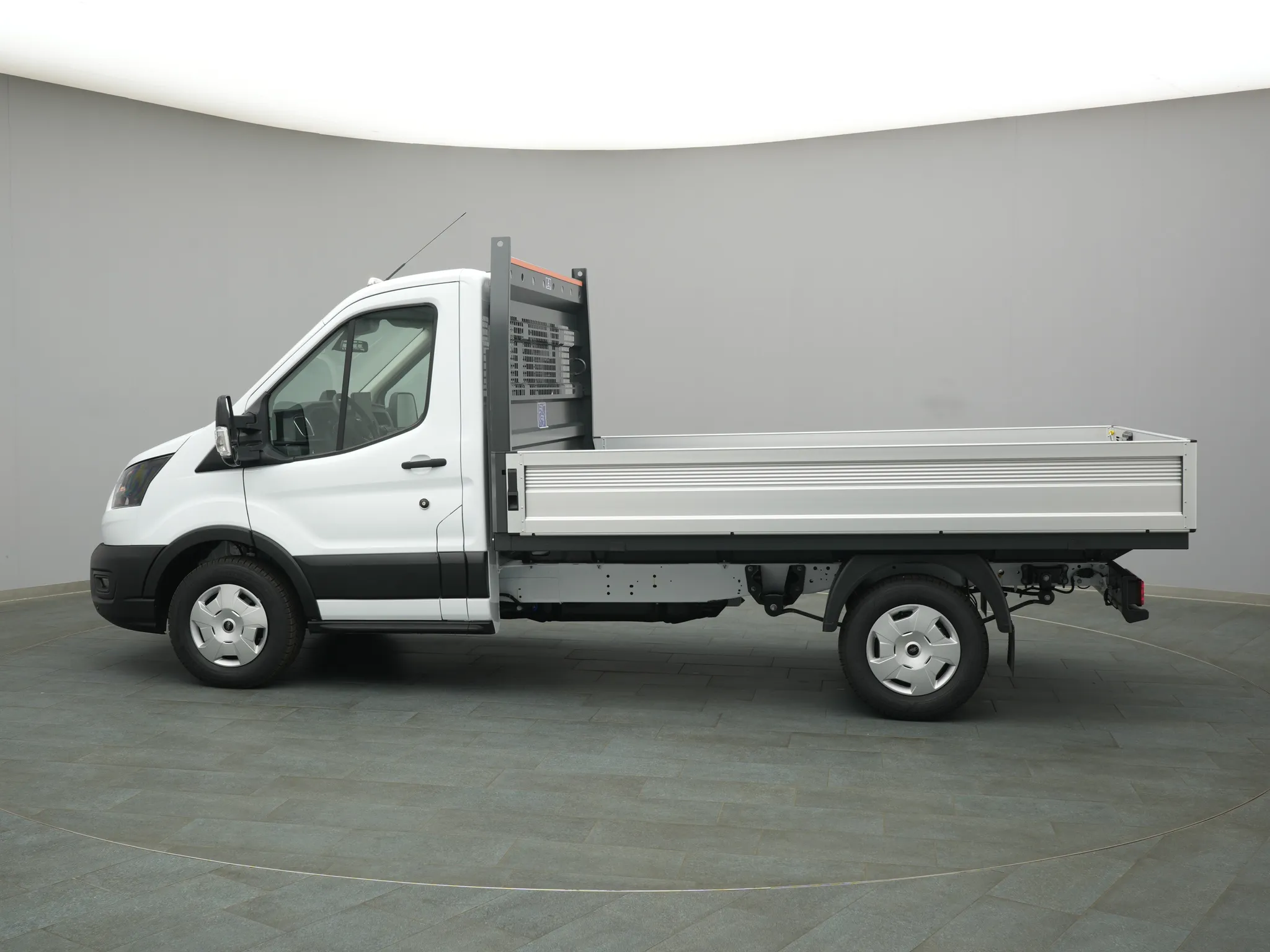 Ford Transit Pritsche EK – Bild 3