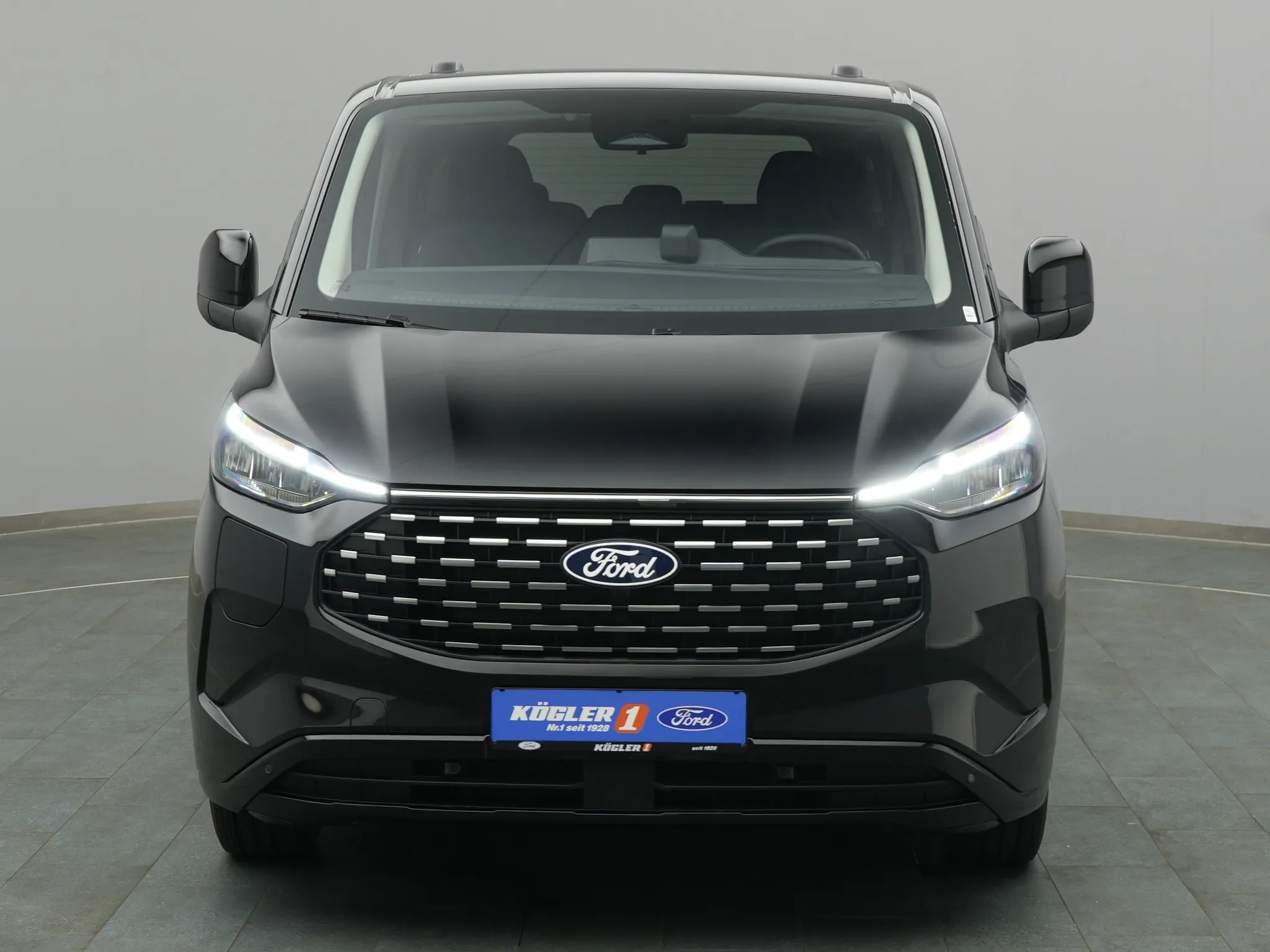 Ford Tourneo Custom – Bild 6