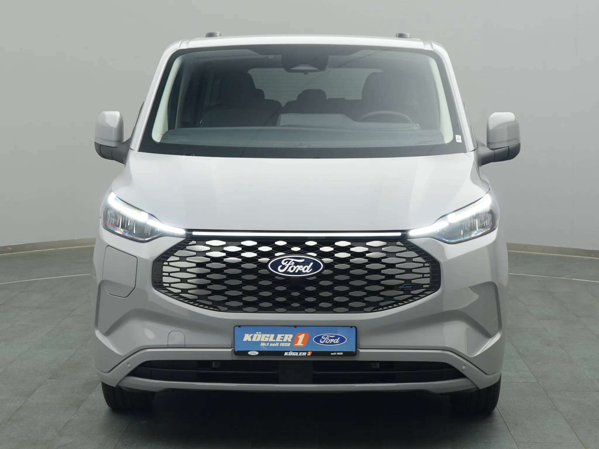 Ford E-Tourneo Custom – Bild 6