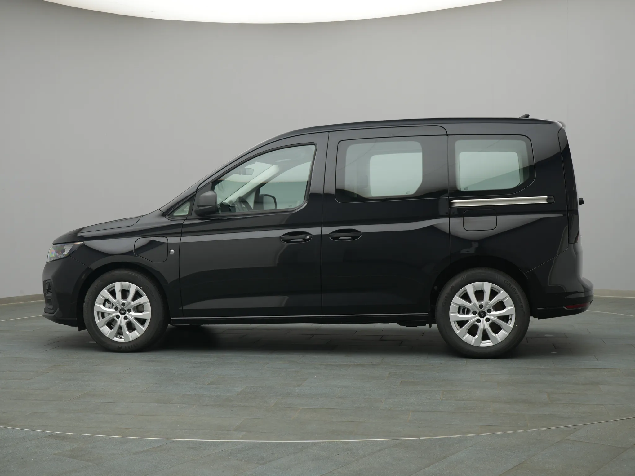 Ford Tourneo Connect Trend – Bild 3