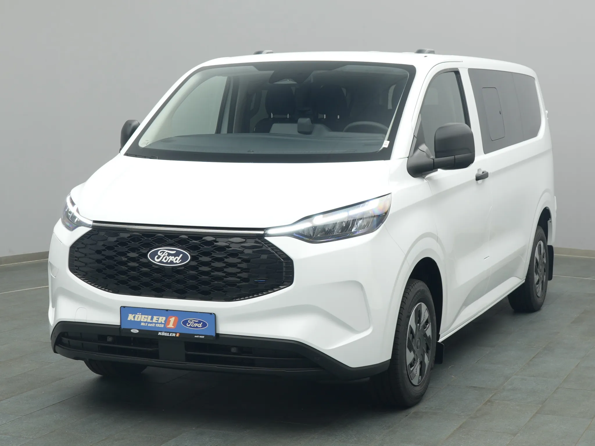 Ford E-Transit Custom Kombi 340 L1 Trend / Navi Bild